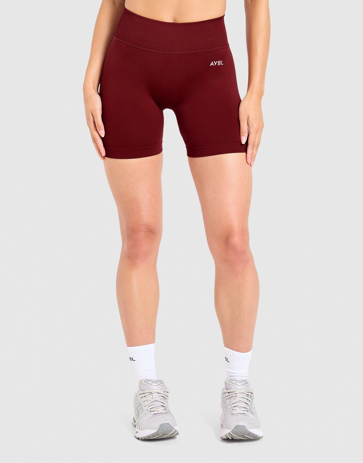 Adapt Seamless Short