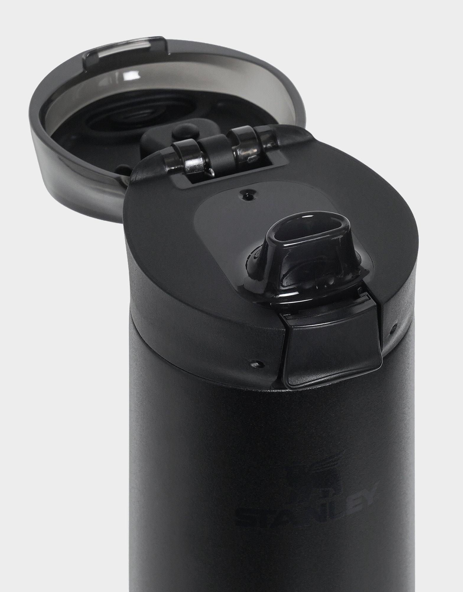 Black Stanley 20oz The Flowstate Spring Bottle - JD Sports Singapore