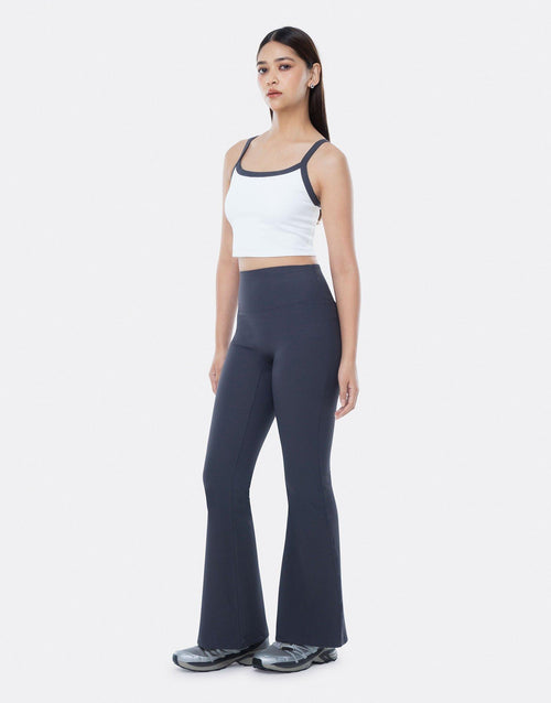 Off Duty Flare Leggings