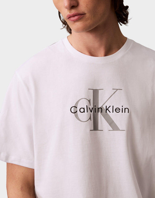 Crewneck T-shirt