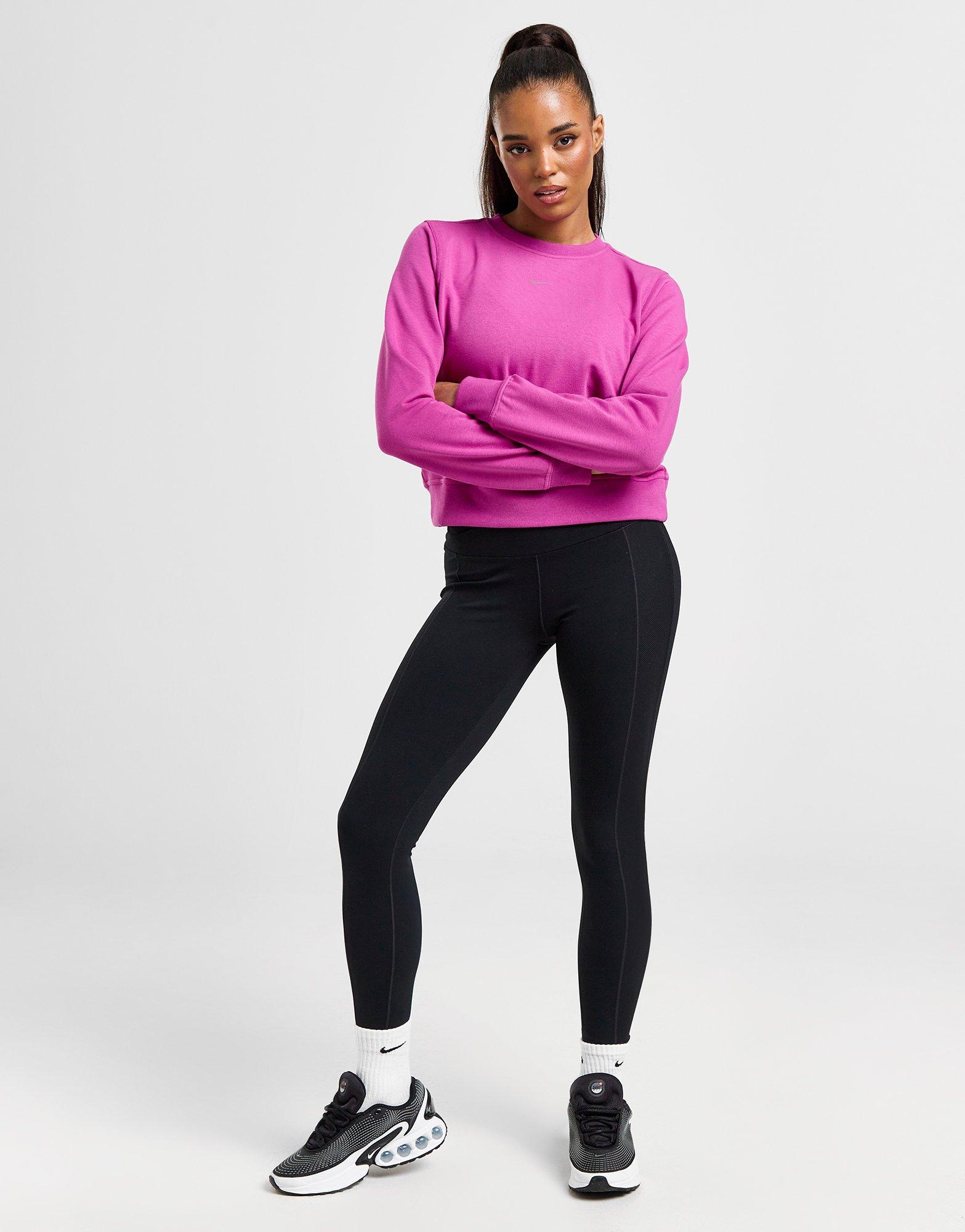 nike sweatshirt fit