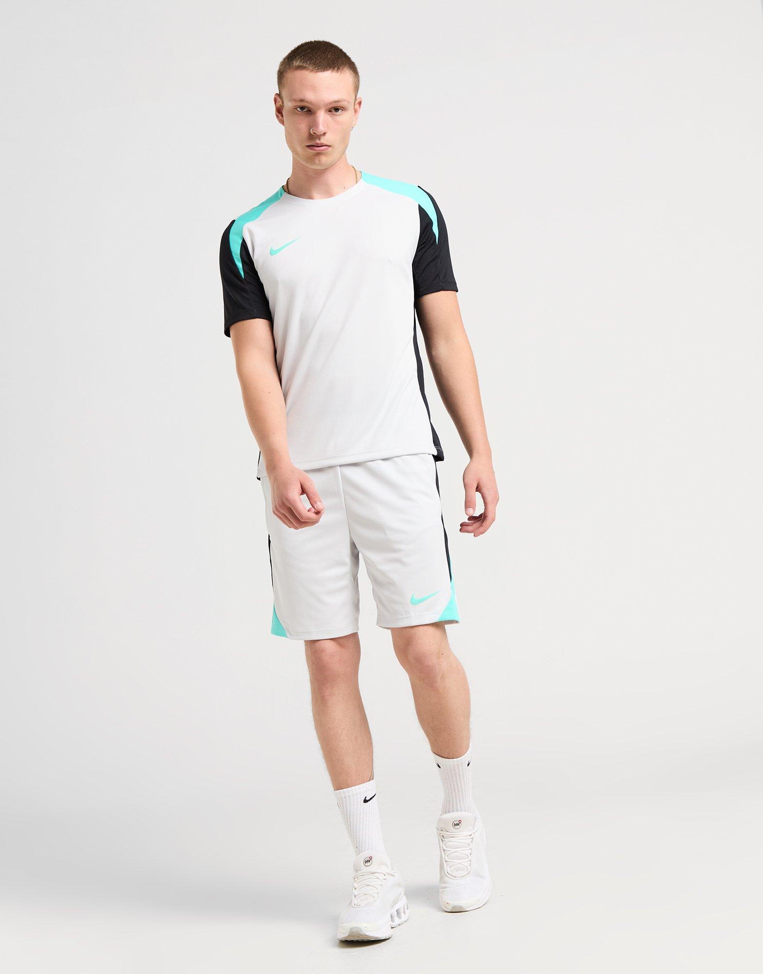 Strike Shorts