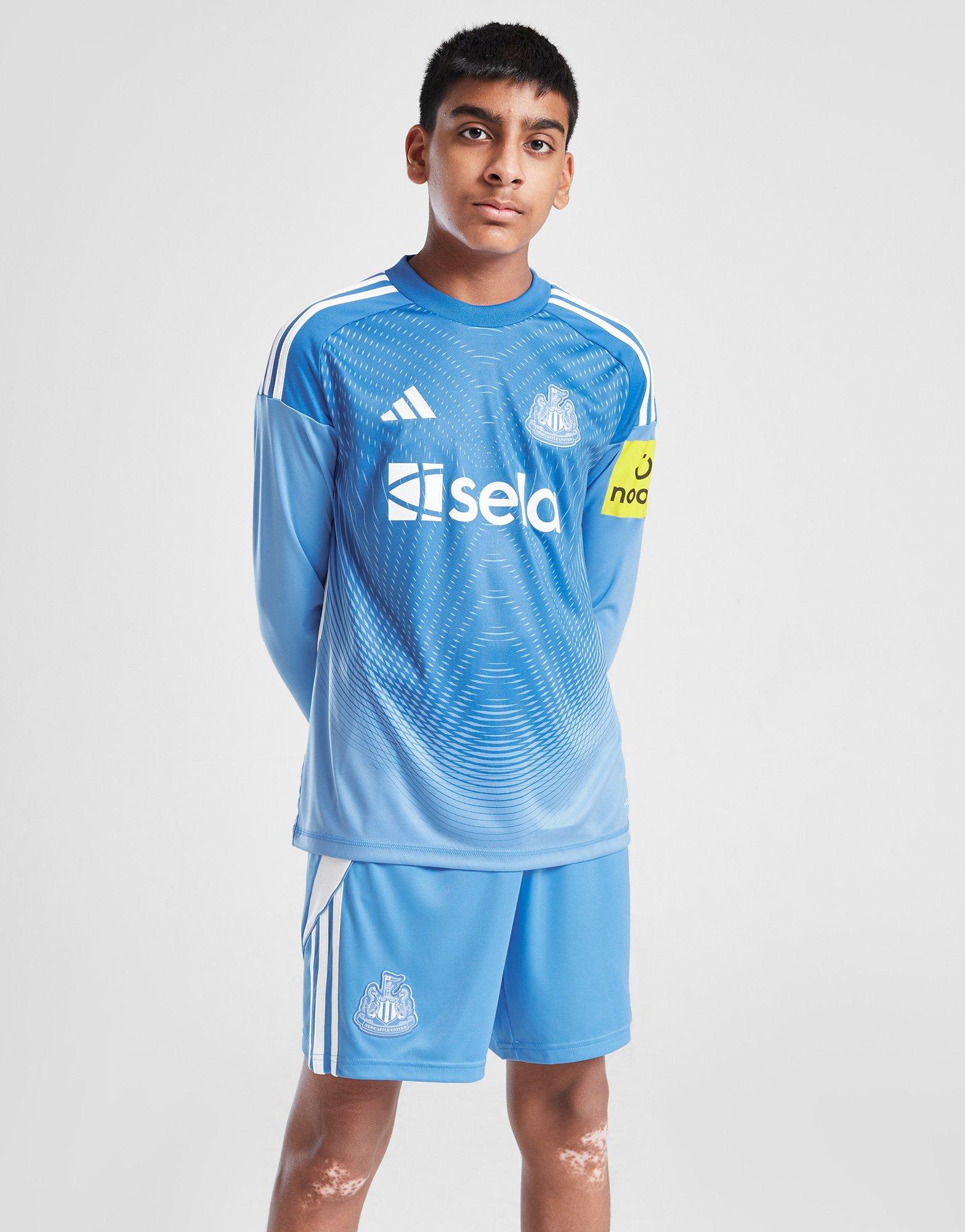Newcastle United FC 2025/26 Goalkeeper Shorts Junior's