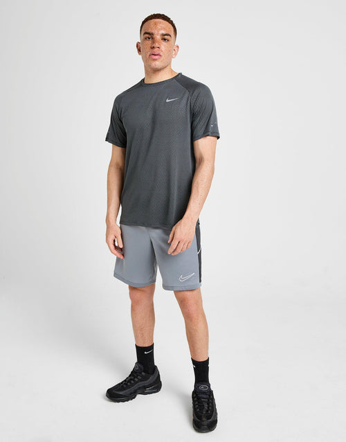 Stride Jacquard T-Shirt