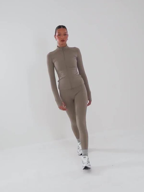Full Zip Fit Top