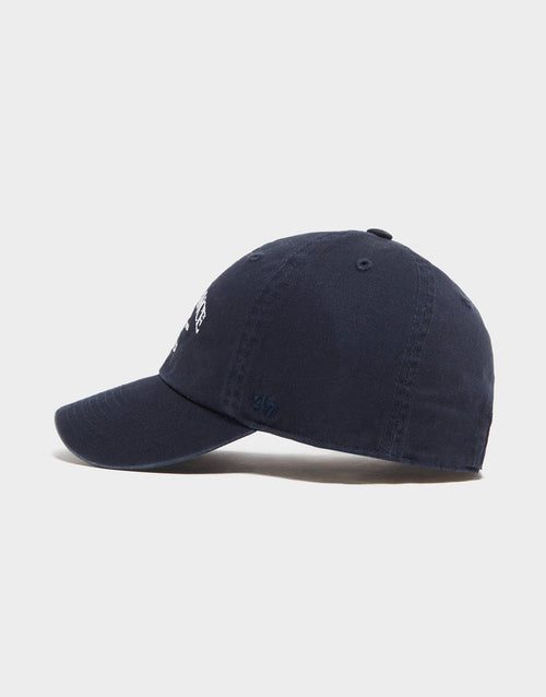 Clean Up Graphic Cap
