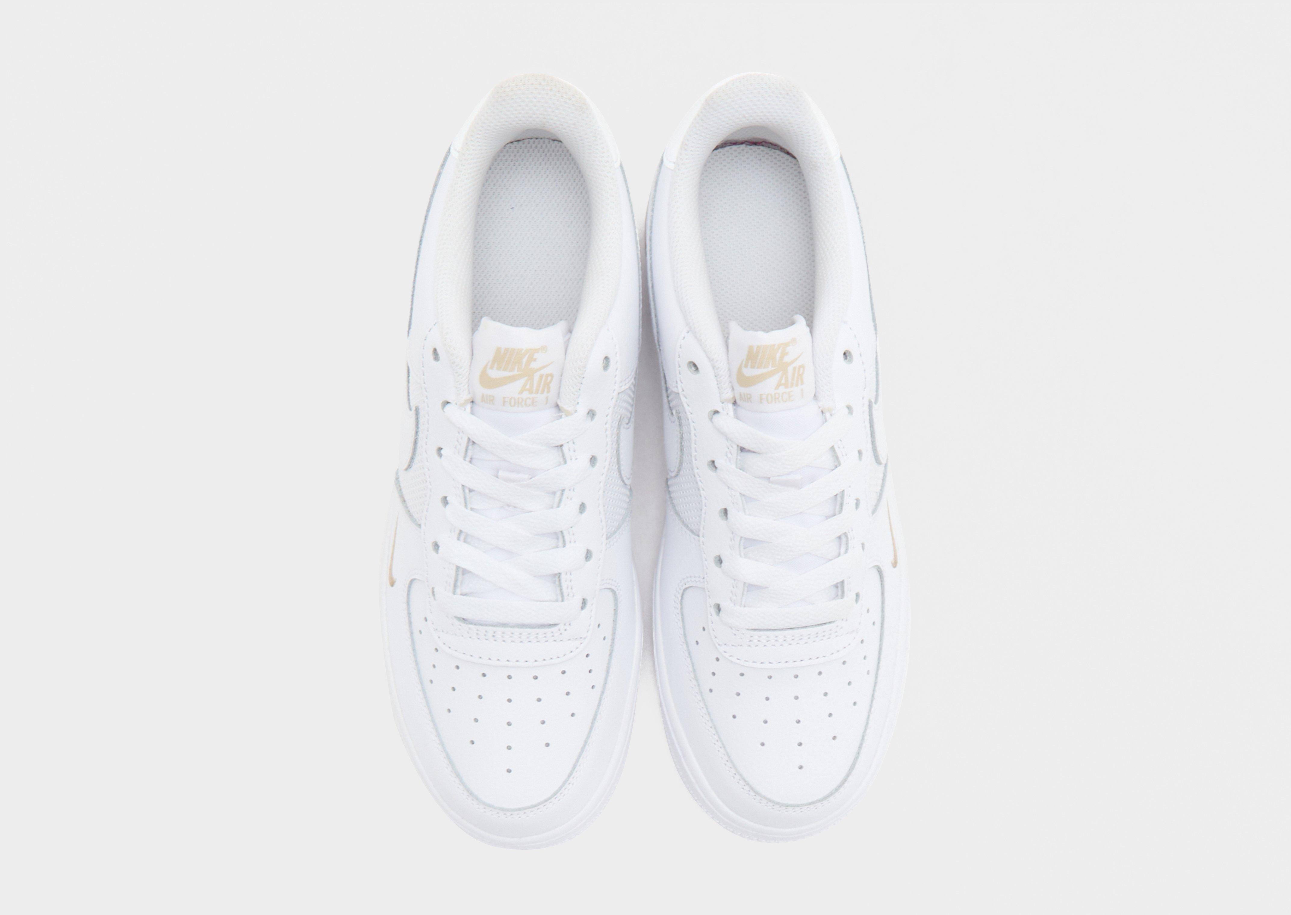 White Nike Air Force 1 Junior's - JD Sports Singapore