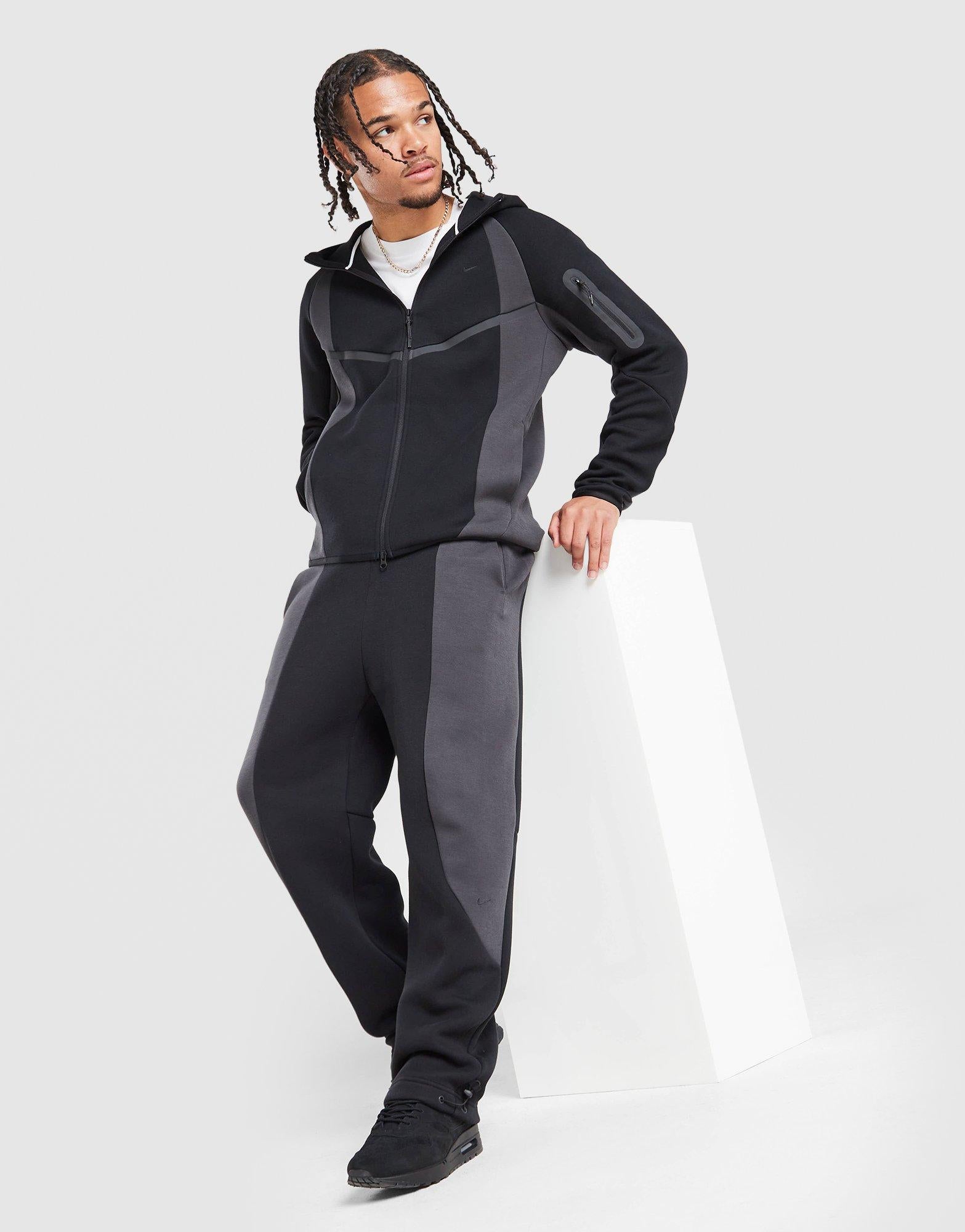 jd nike tech fleece joggers black