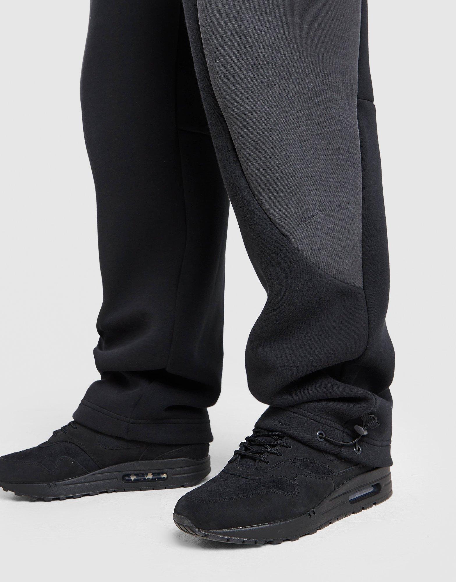 jd nike tech fleece joggers black