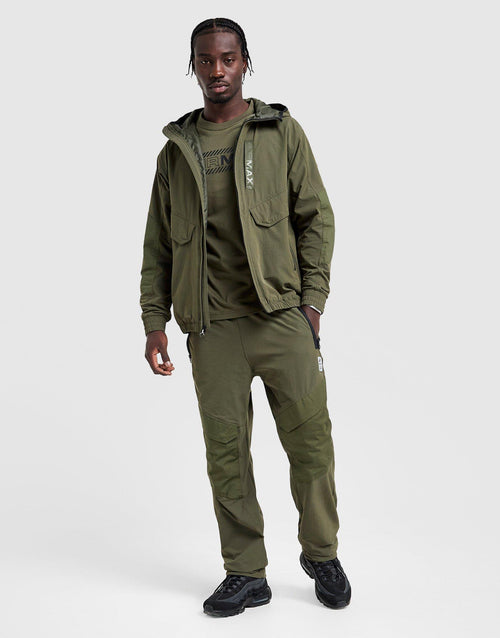 Air Max Woven Jacket