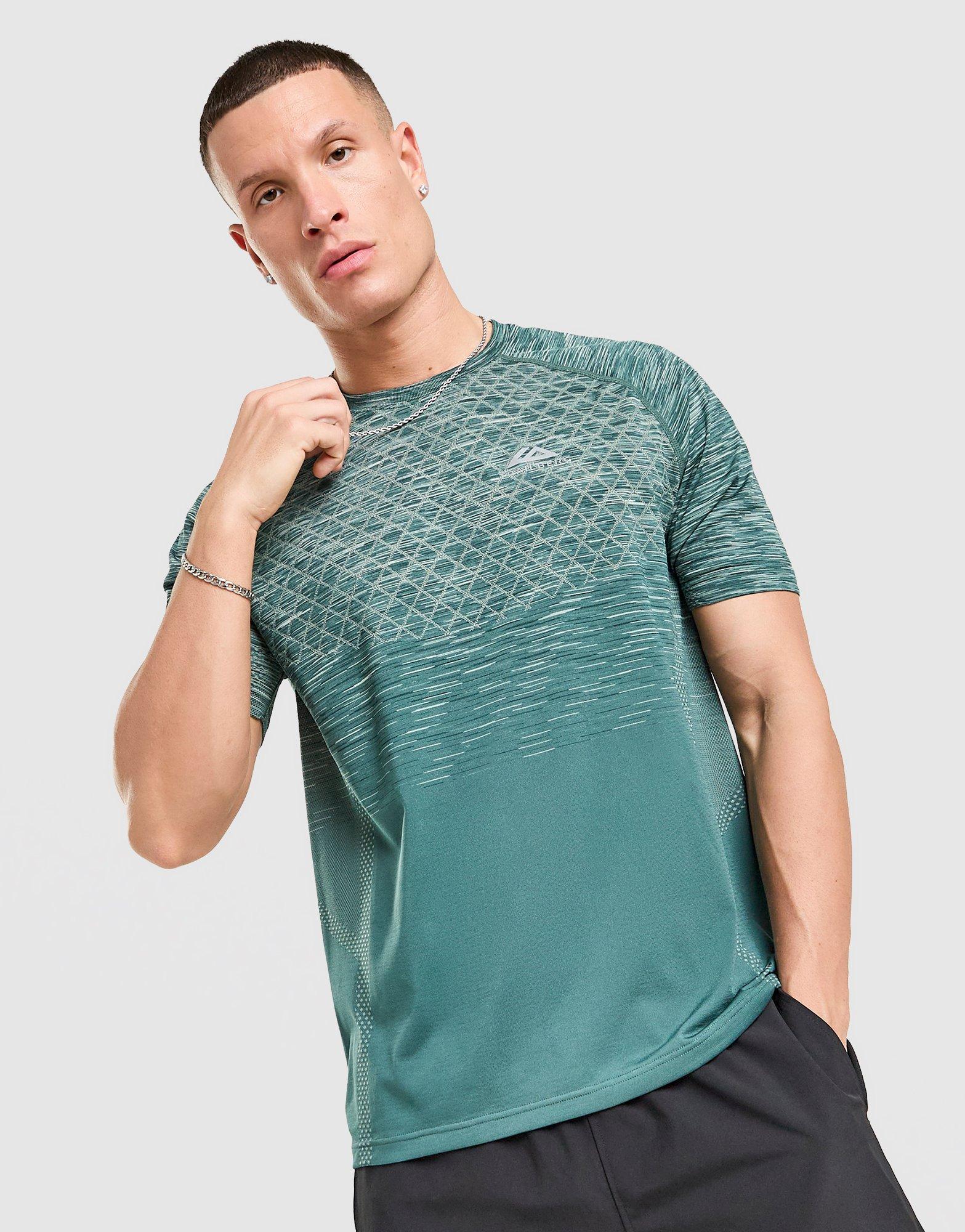 Seamless T-Shirt