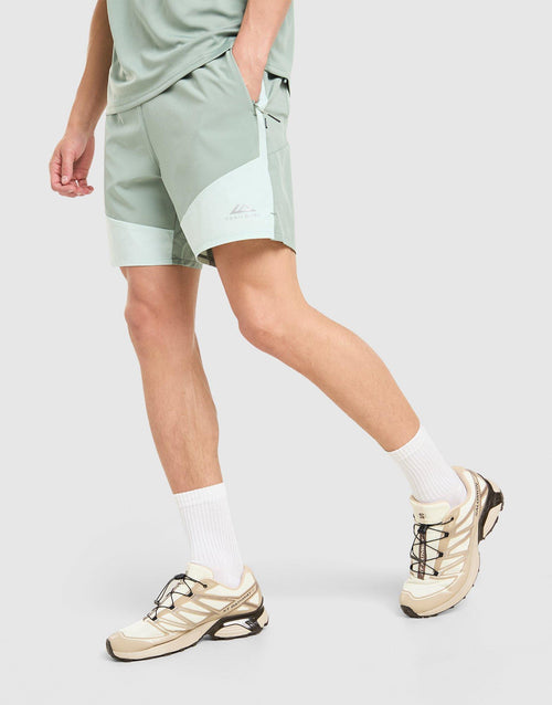 Focus Shorts