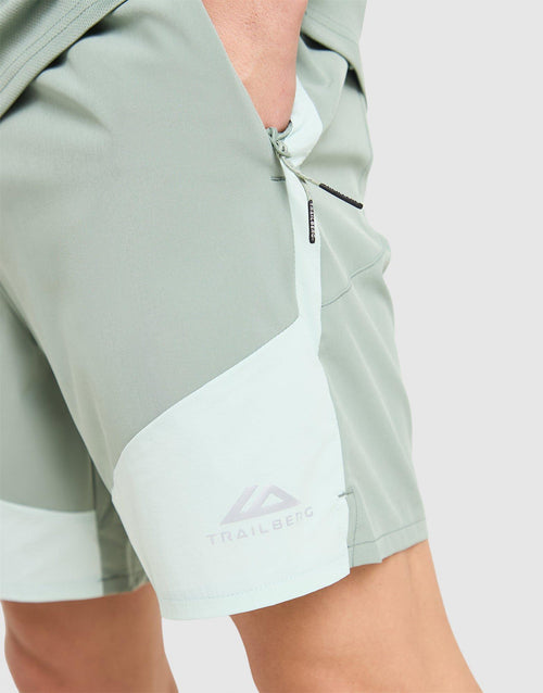 Focus Shorts