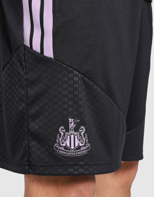 Newcastle United FC Tiro 26 Training Shorts
