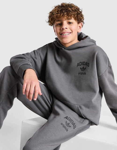Treffy World Graphic Hoodie Junior's