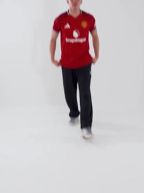 Manchester United FC 2025/26 Cunha #10 Home Shirt