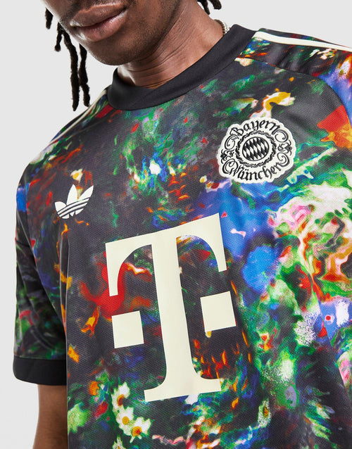 FC Bayern Munich Weisn Shirt