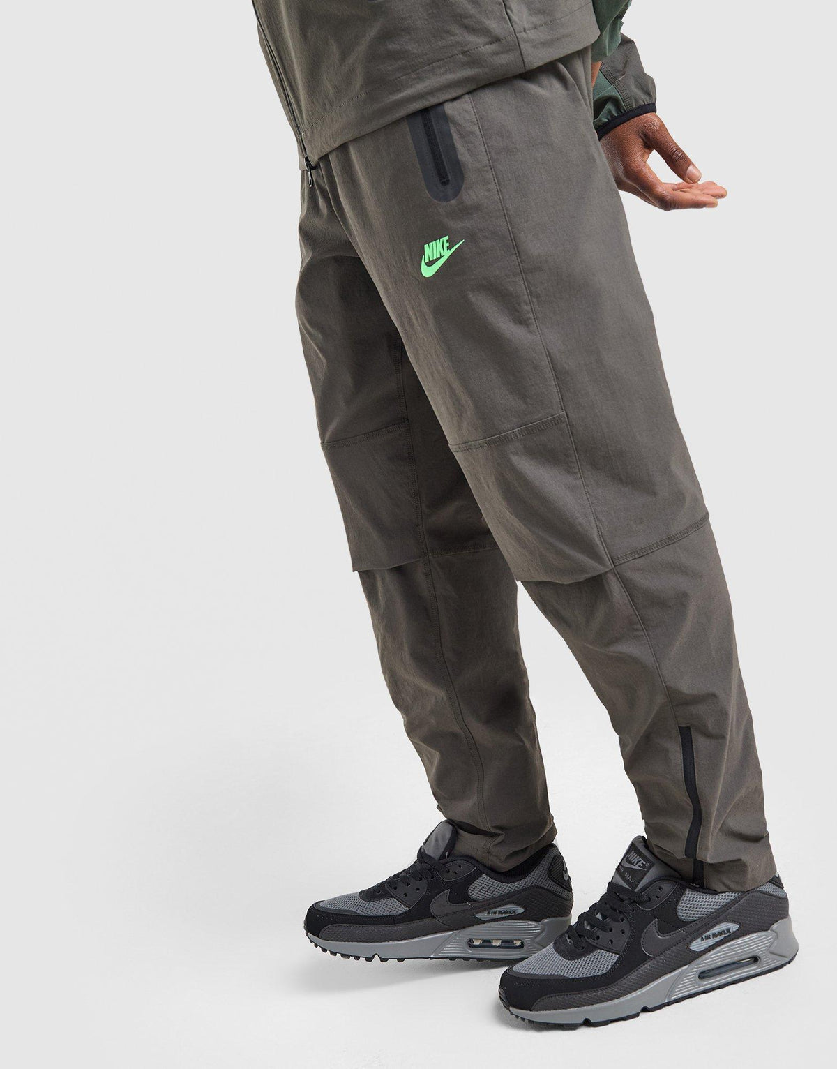 Tech Woven Pants