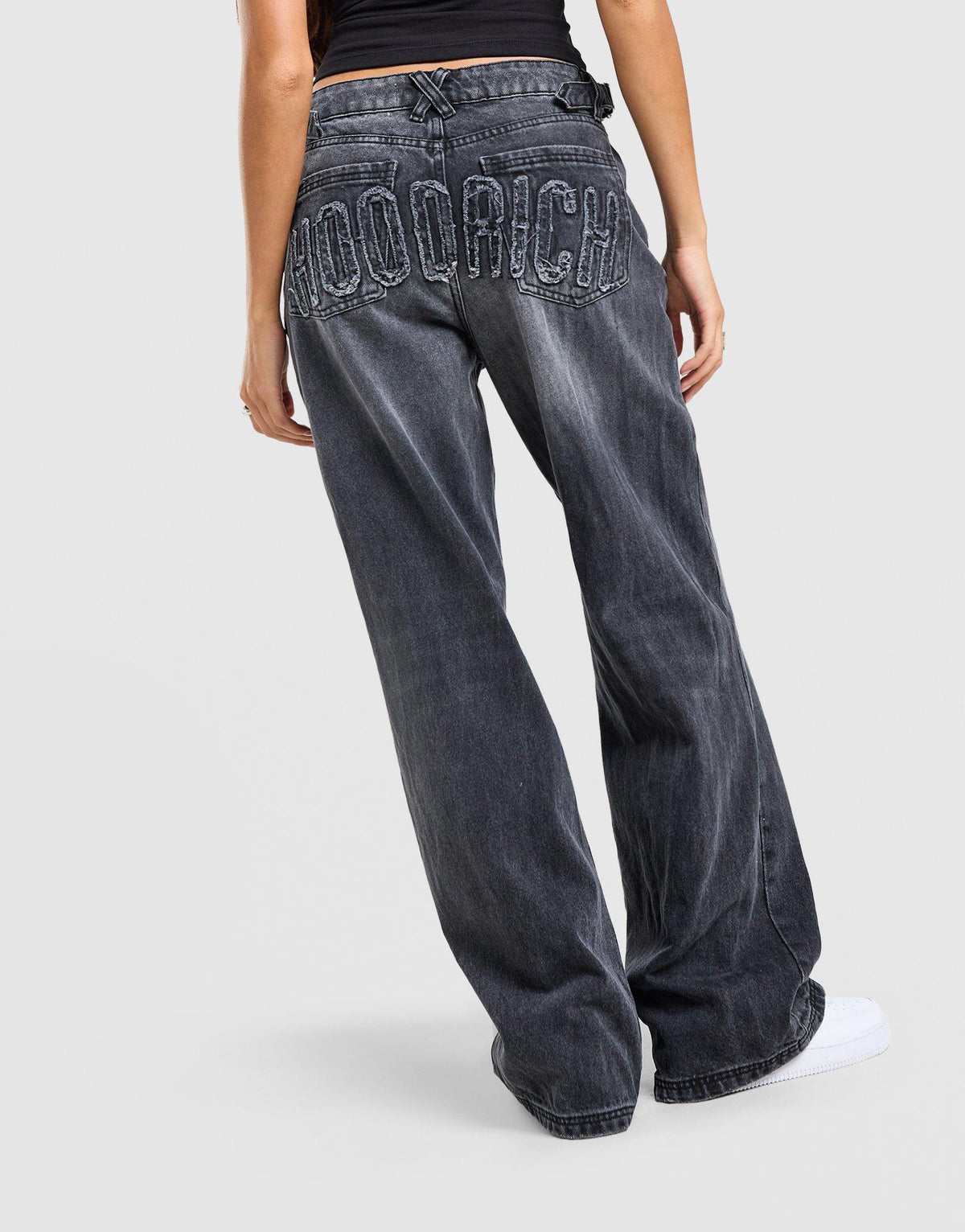 Mono Applique Jeans