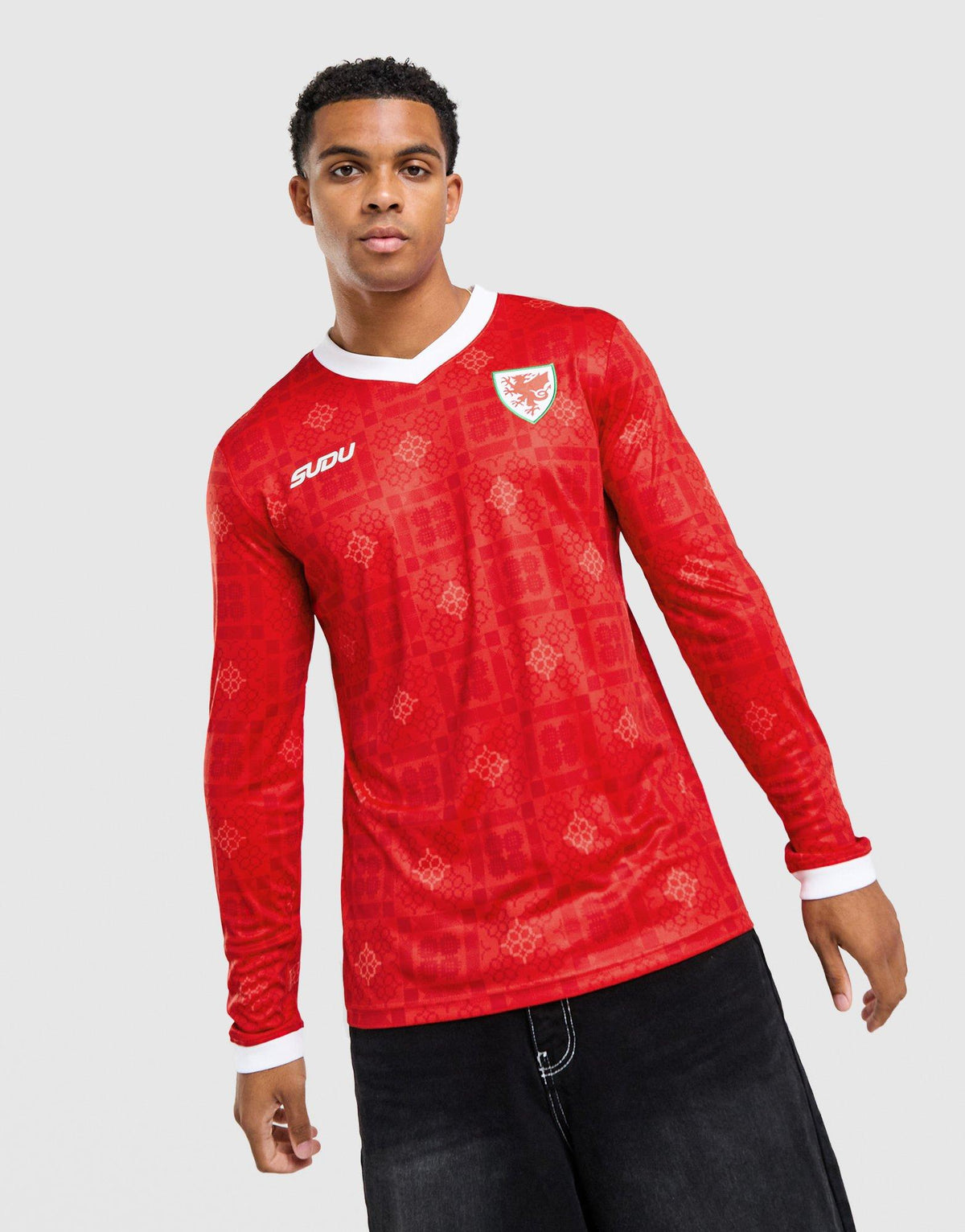 Wales 2026/27 Long Sleeve Home Shirt