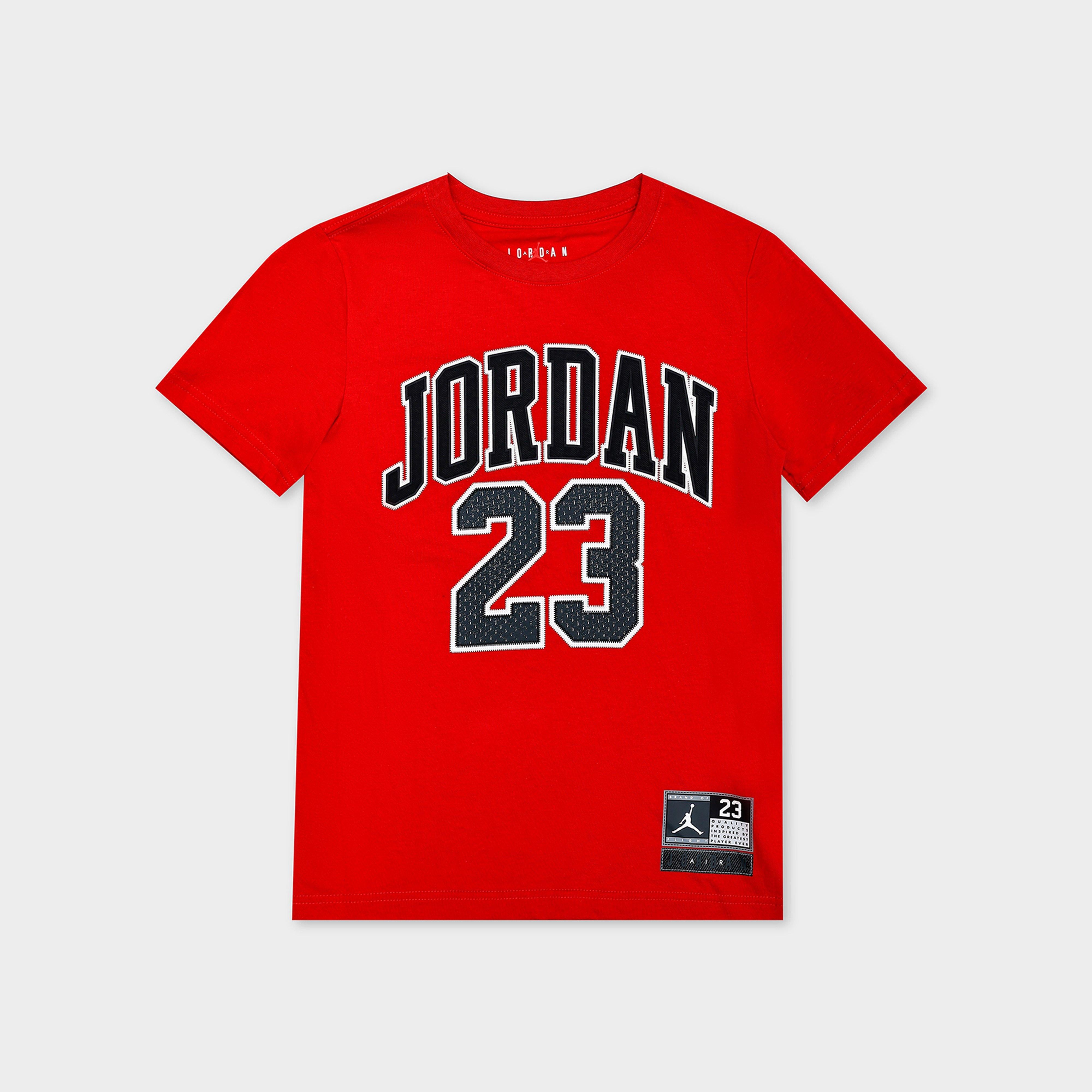 23 Seasonal T-Shirt Junior's