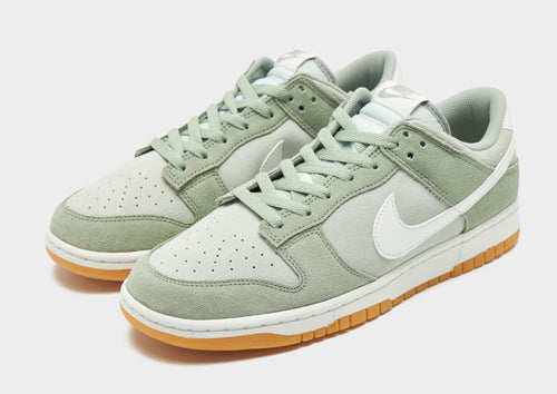 Dunk Low SE