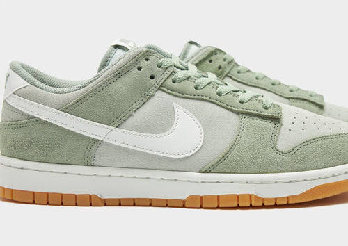 Dunk Low SE