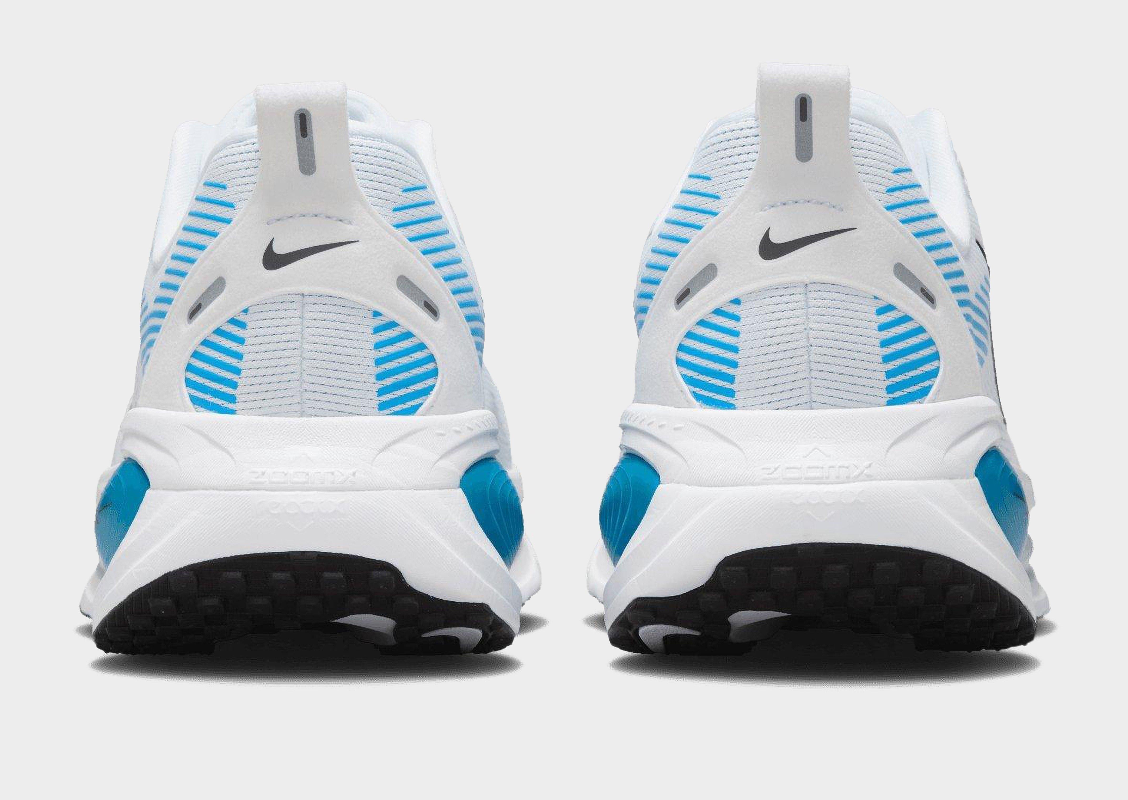 White Nike Vomero 18 - JD Sports Singapore