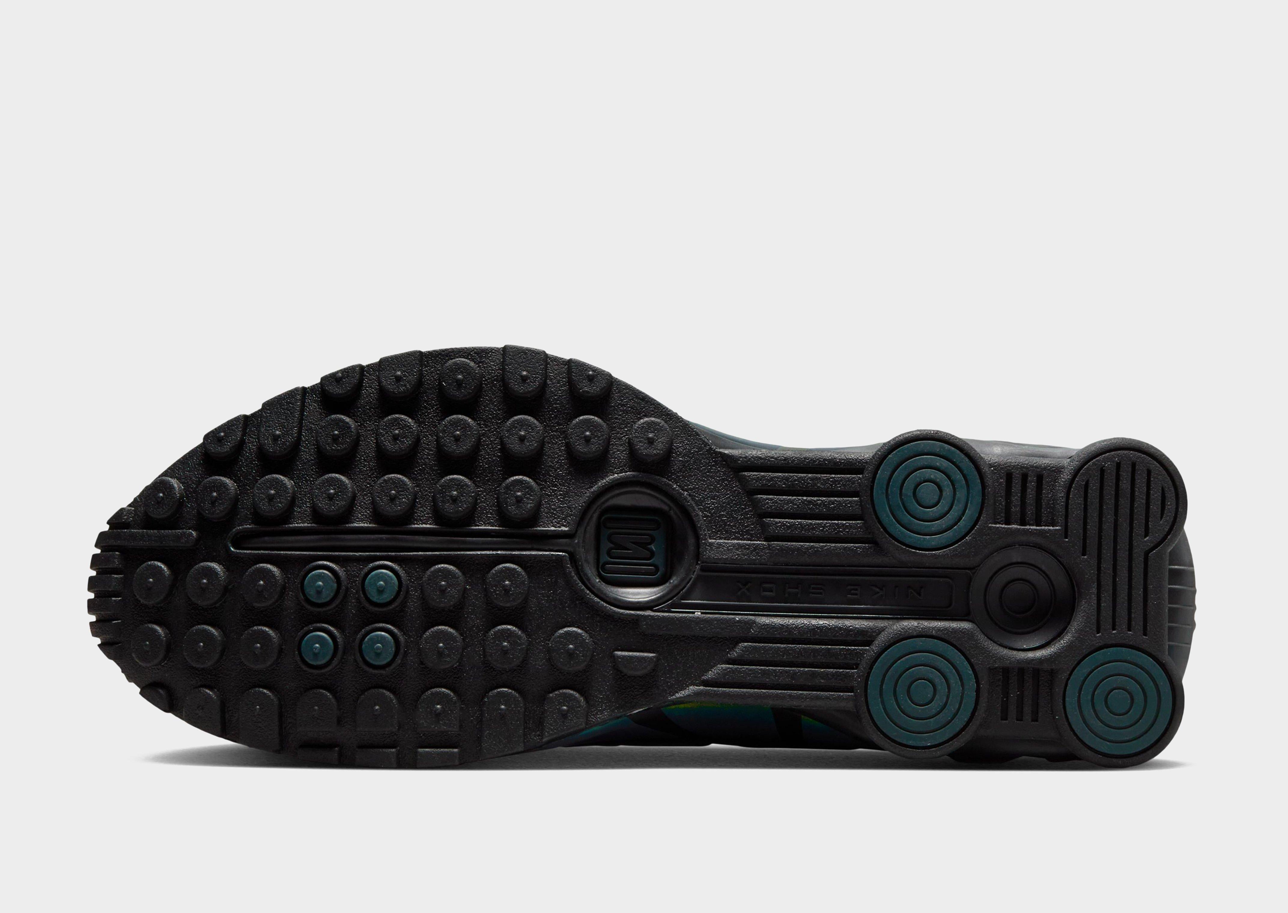 Black Nike Shox R4 SE - JD Sports Singapore