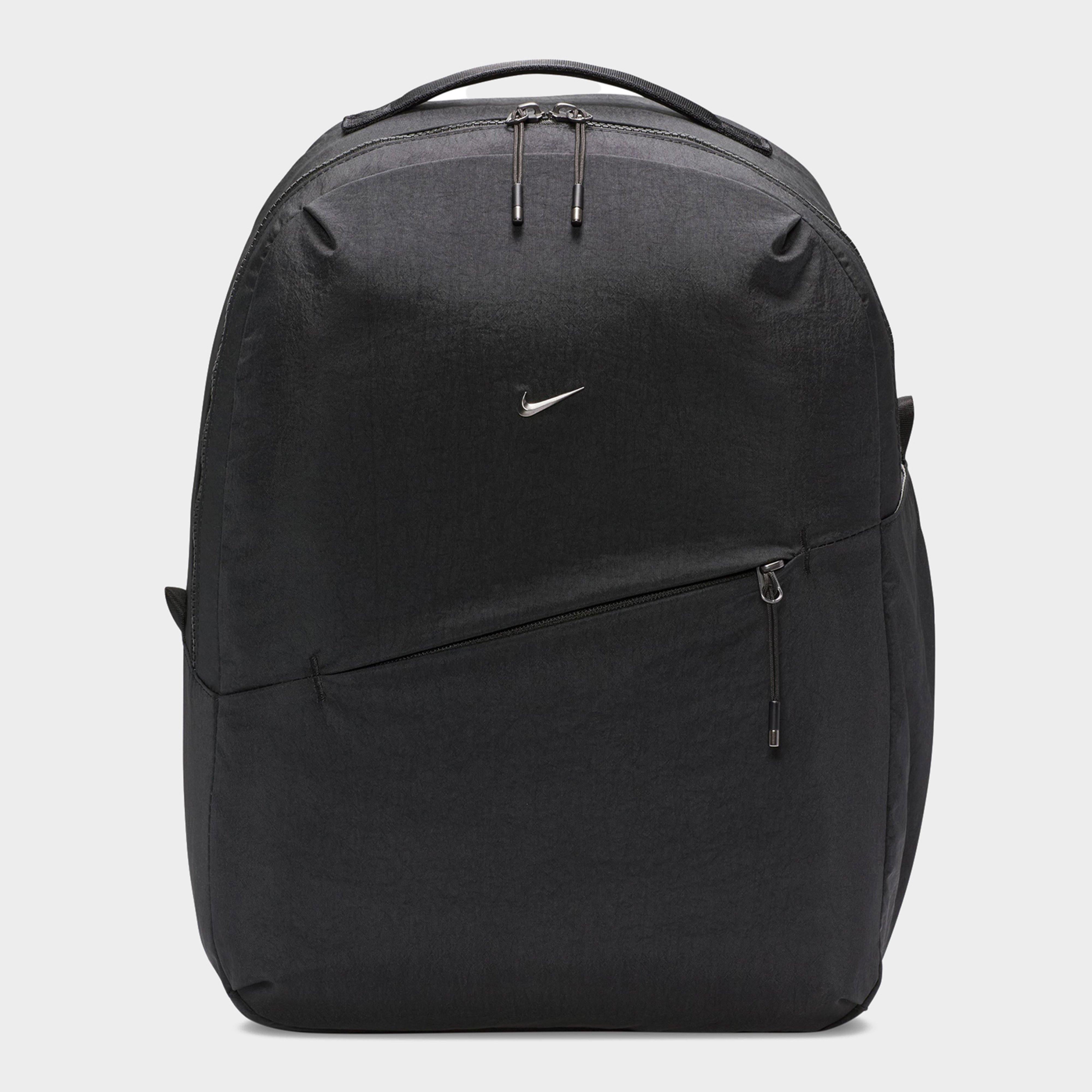 Aura Backpack (24L)