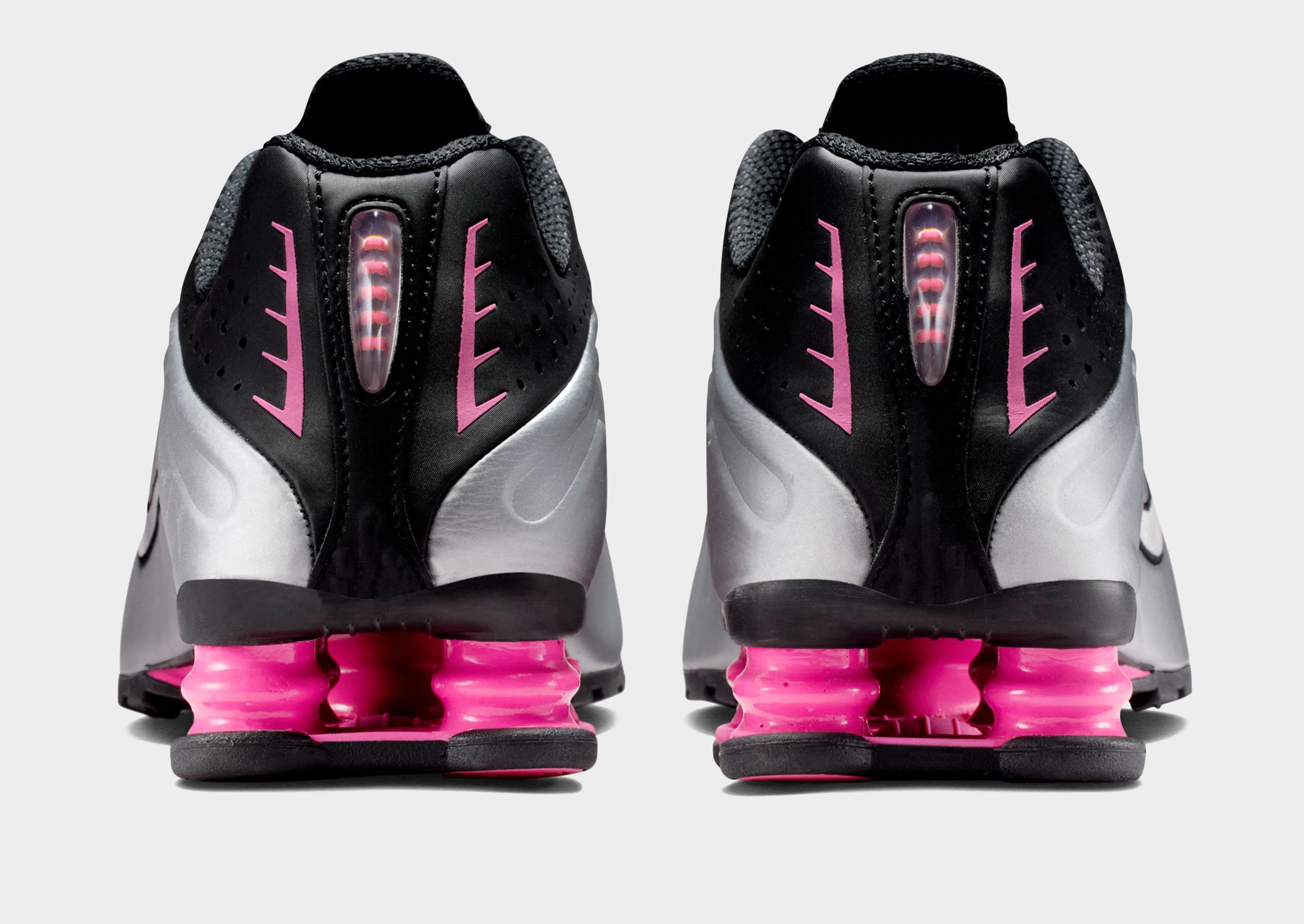 新品　ナイキ　ショックスNike Women's Shox R4 AR24.5㎝ Black Nike Shox R4 Women's - JD Sports Singapore