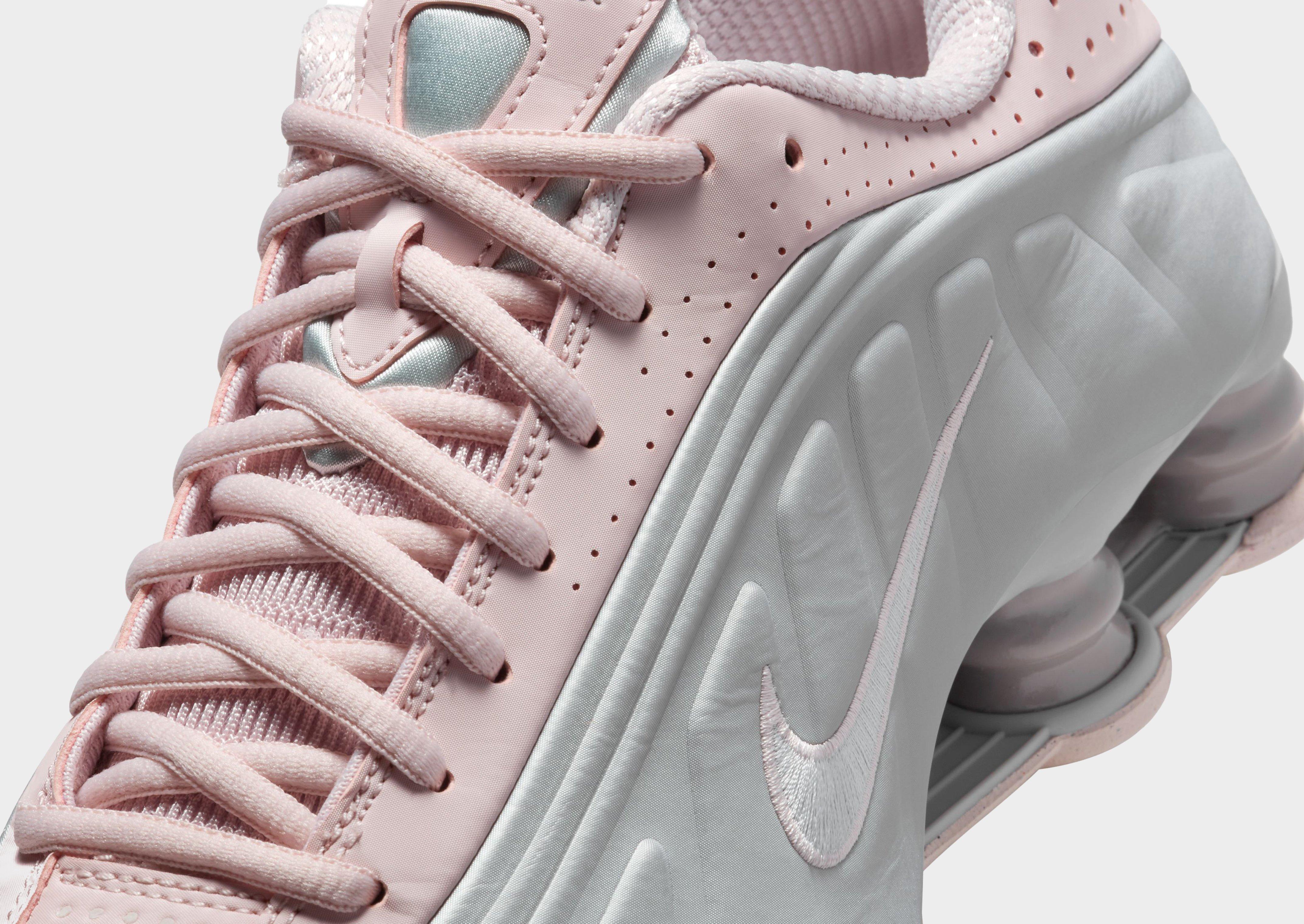 【Nike】Shox R4 Trainers ショックス スニーカー Regal Pink The 'Regal Pink' Nike Shox R4 Is Ready for Japan's Sakura