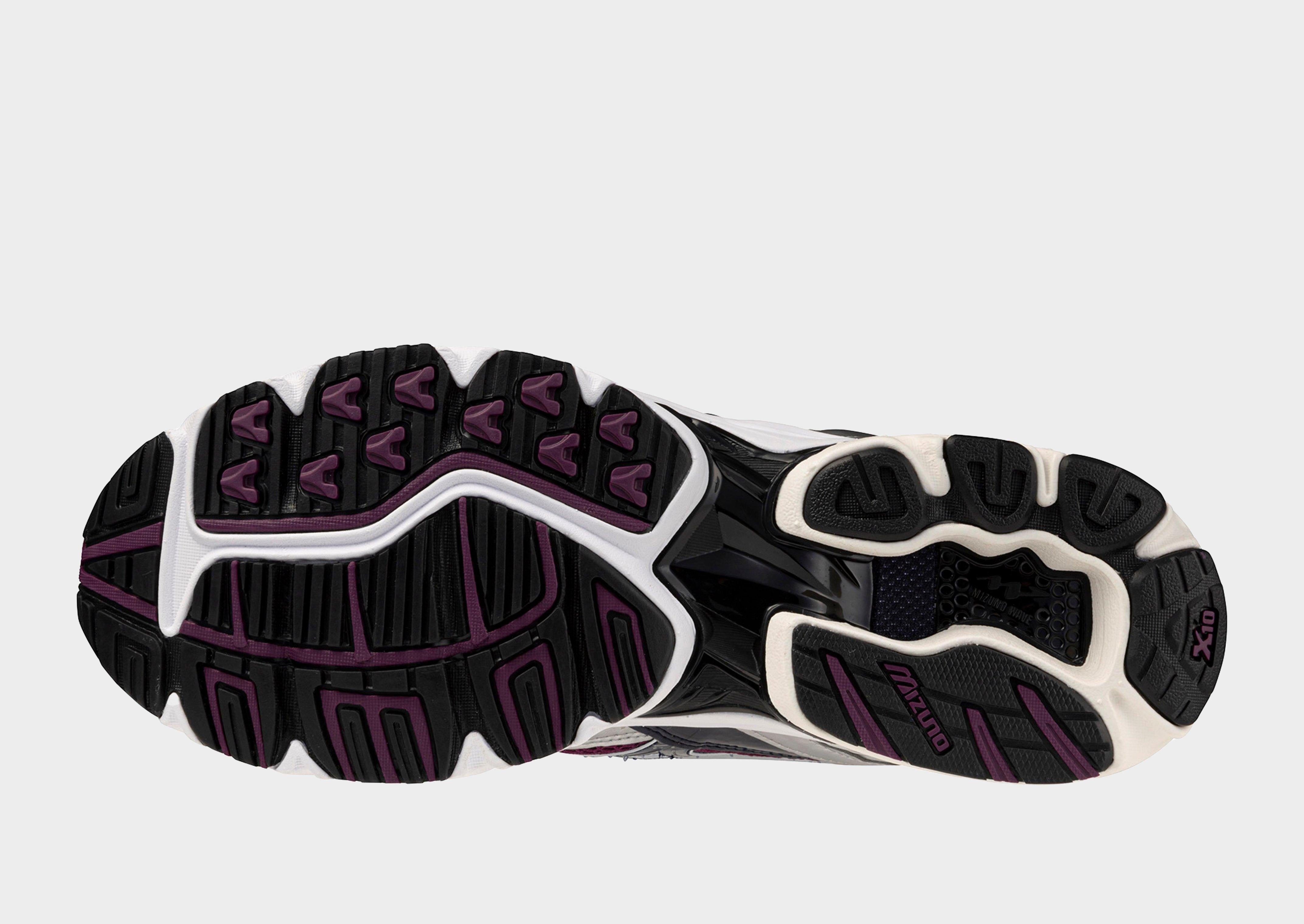 White Mizuno Wave Rider 10 - JD Sports Singapore