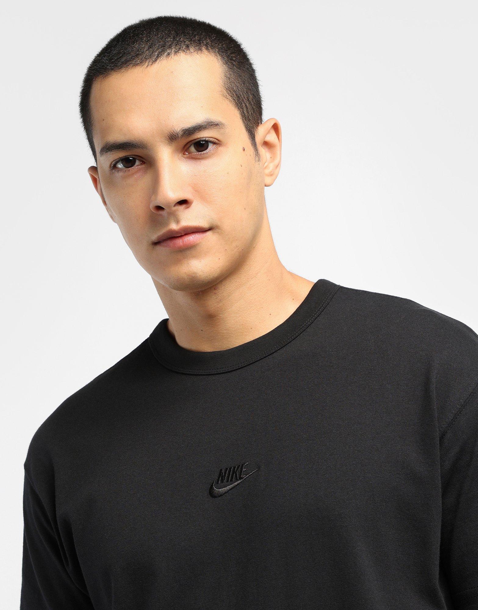 nike essential crew sweatshirt black