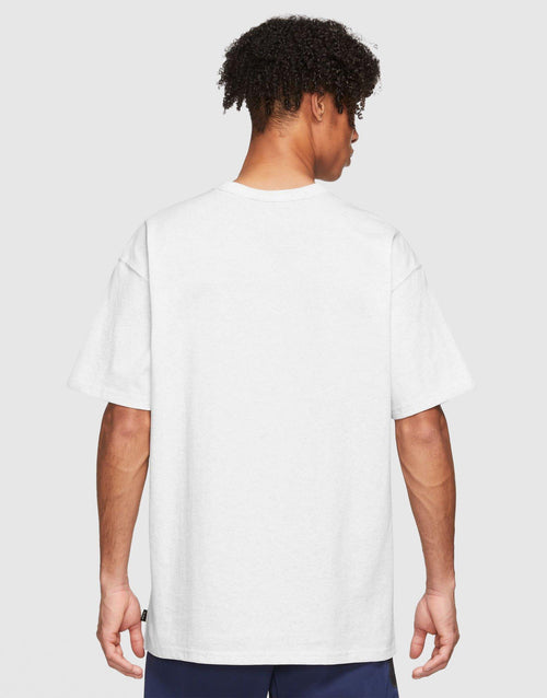 Sportswear Premium Essentials T-Shirt