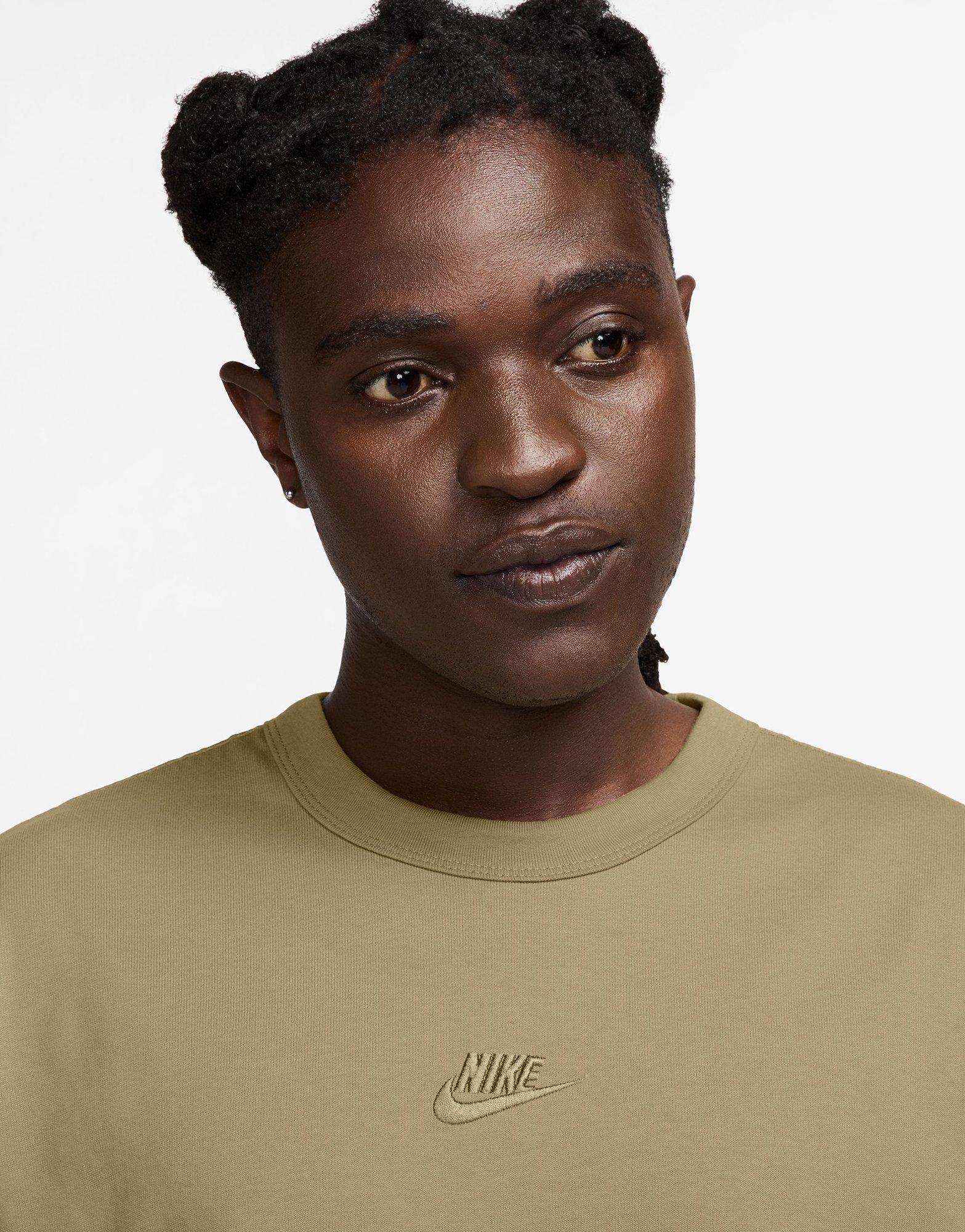 nike premium essential sweatshirt