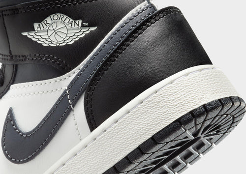 Air 1 Mid Junior's