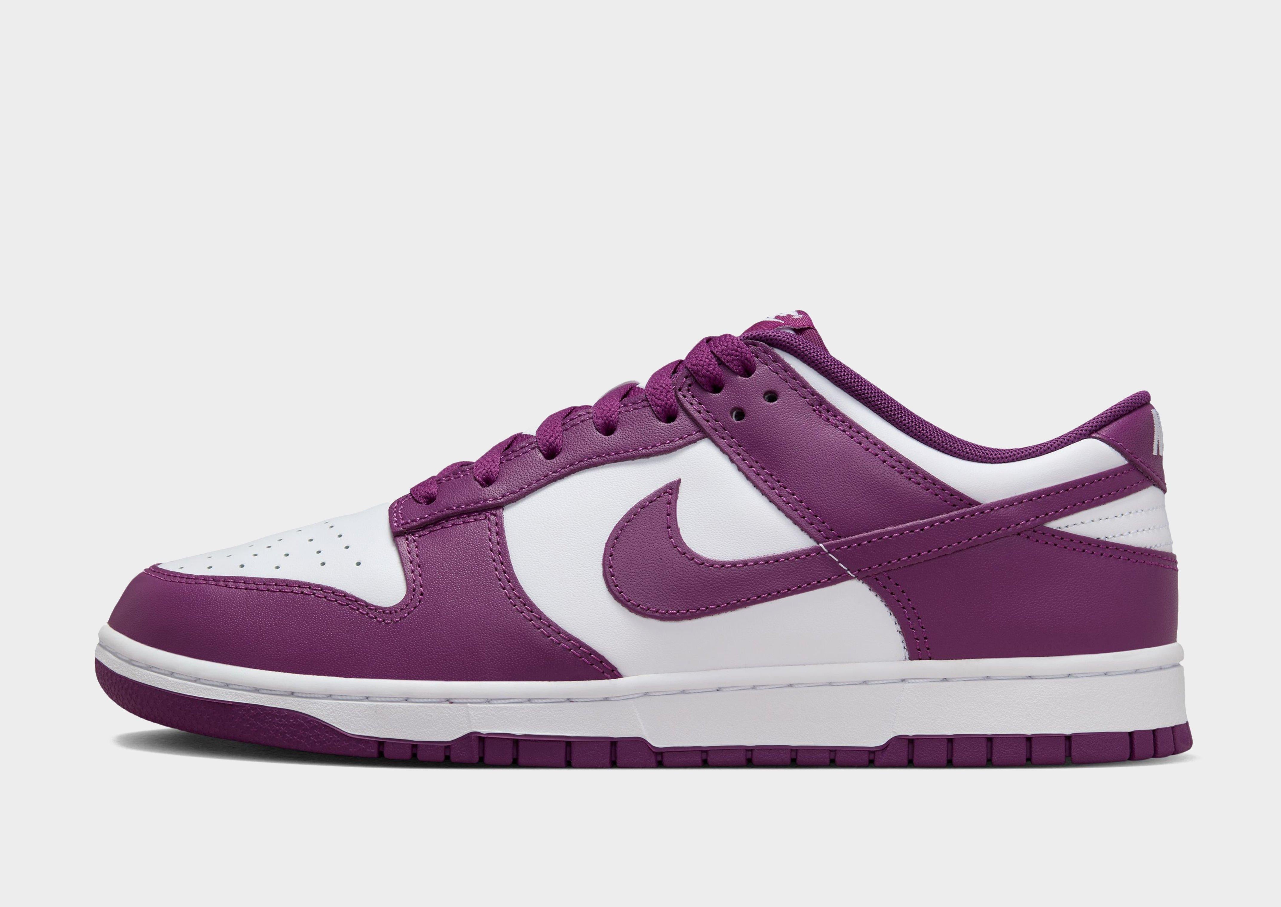 nike dunks low lila