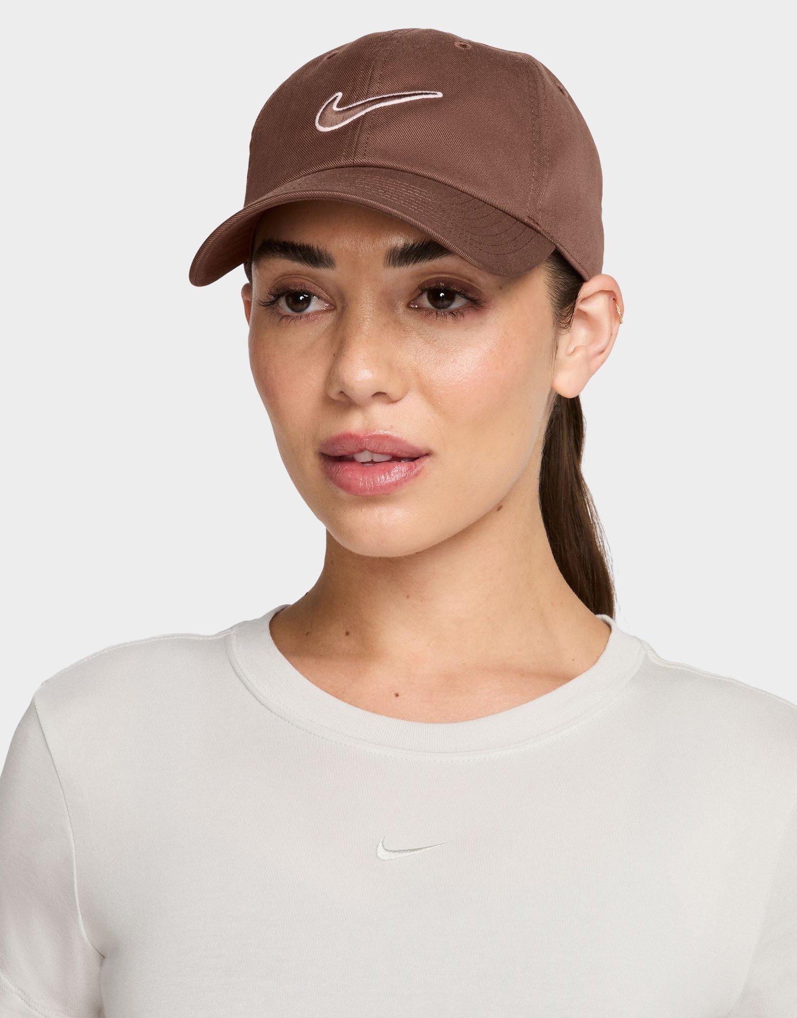 Club Unstructured Swoosh Cap