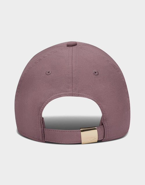 Dri-FIT Club Structured Metal Logo Cap