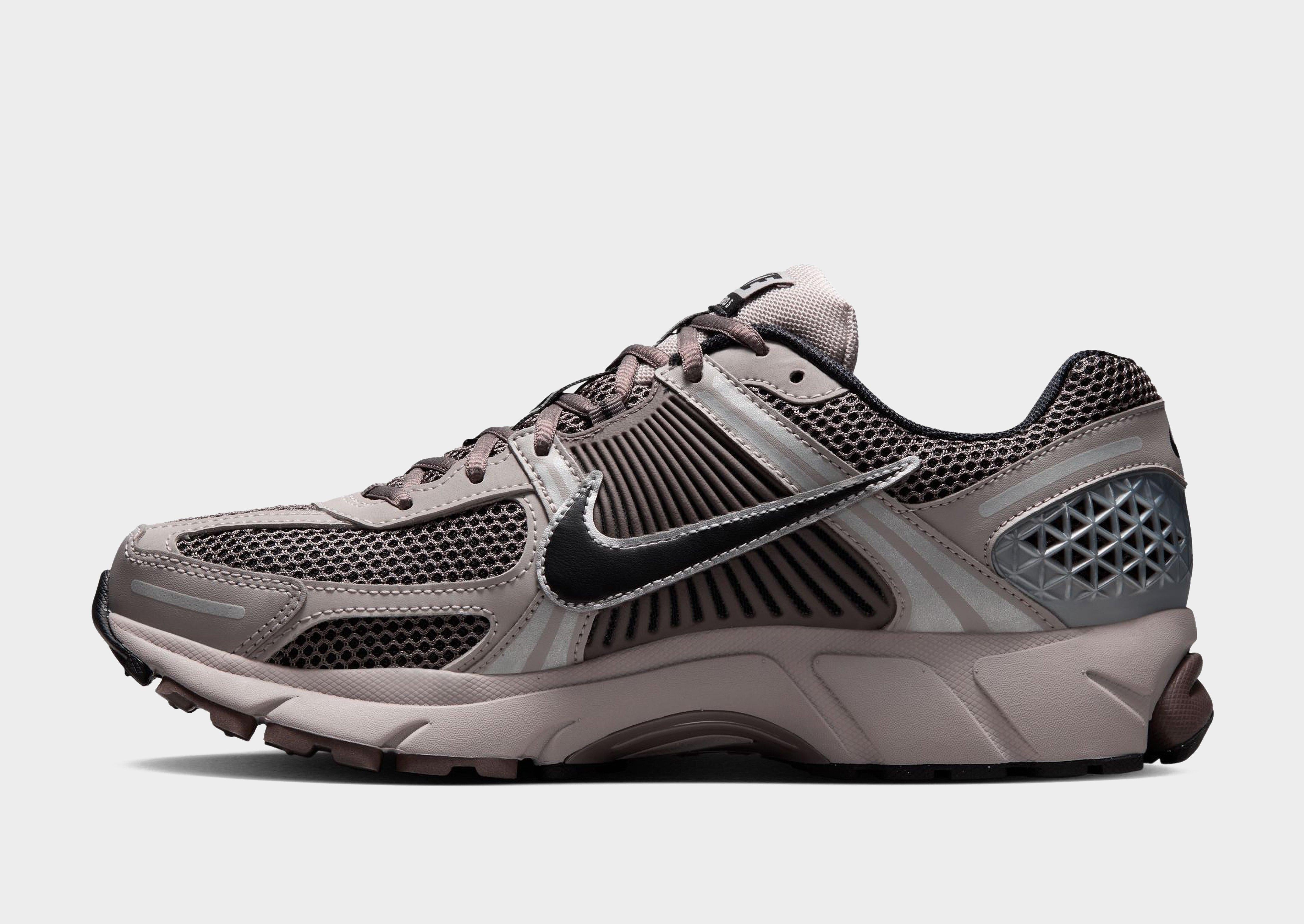 Zoom Vomero 5