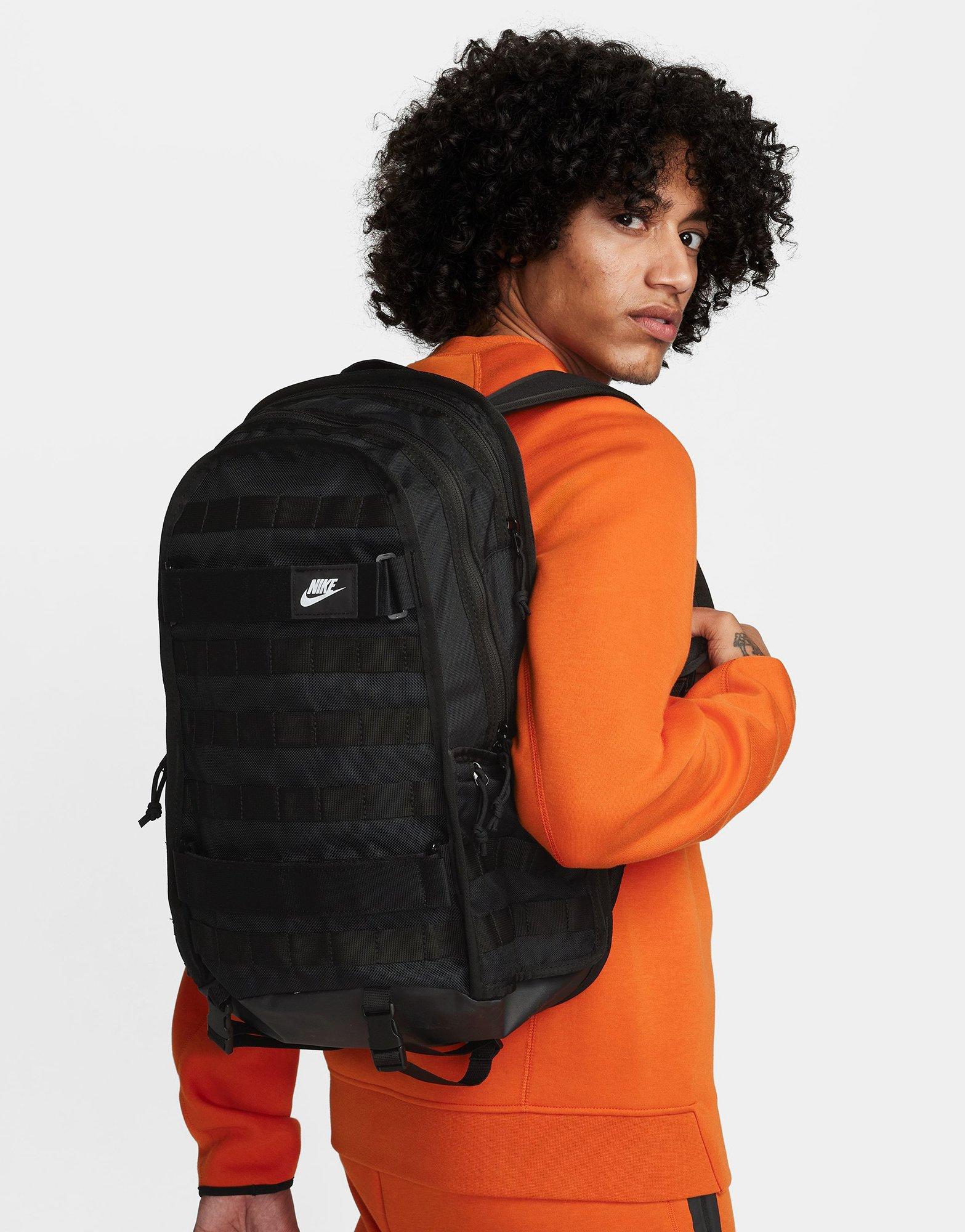 NIKE/SB BPM BACKPACK コヨ－テブラウン/ブラック リュック NIKE SB RPM Backpack ナイキ スケートボーディング バック