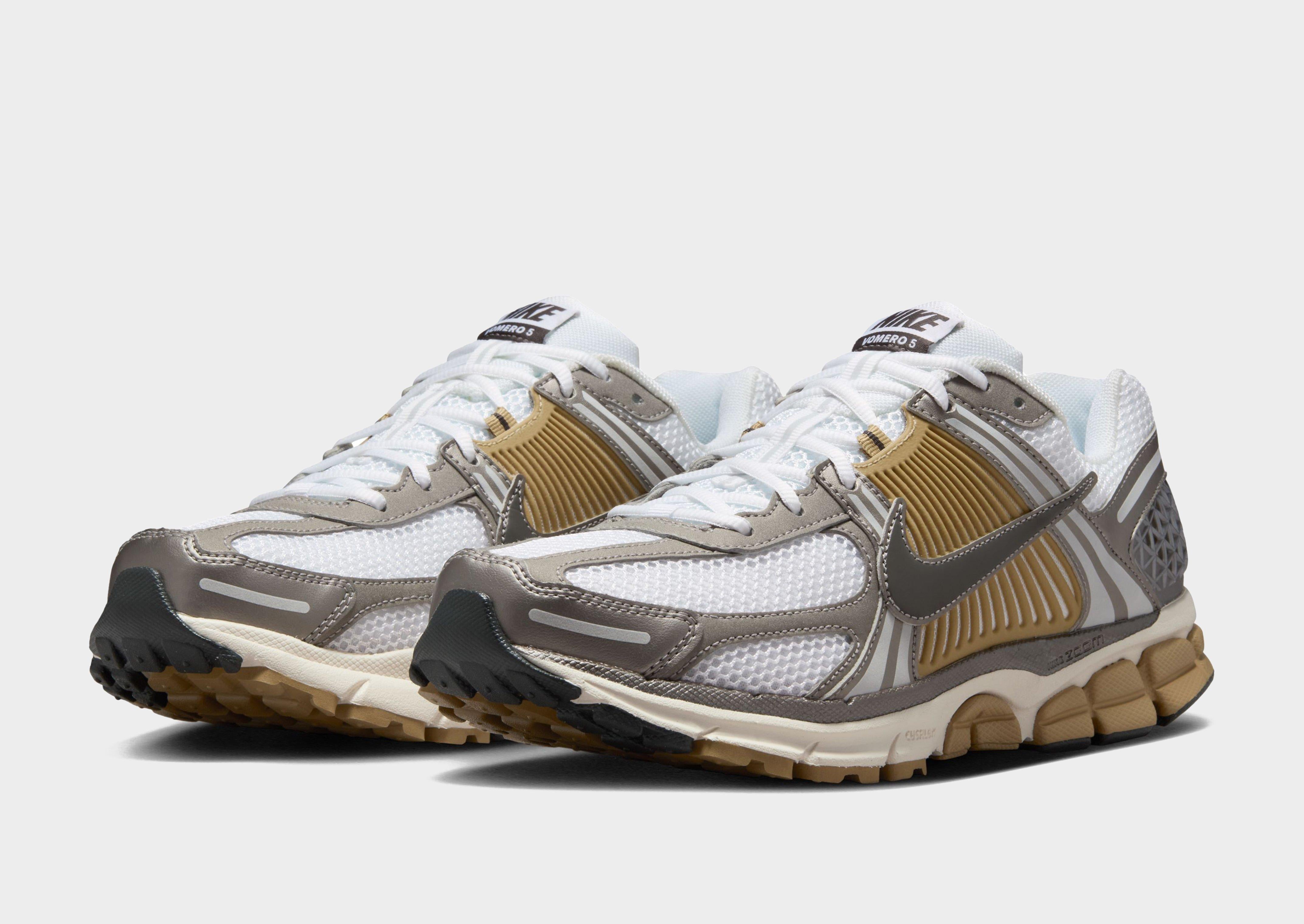 White Nike Zoom Vomero 5 - JD Sports Singapore