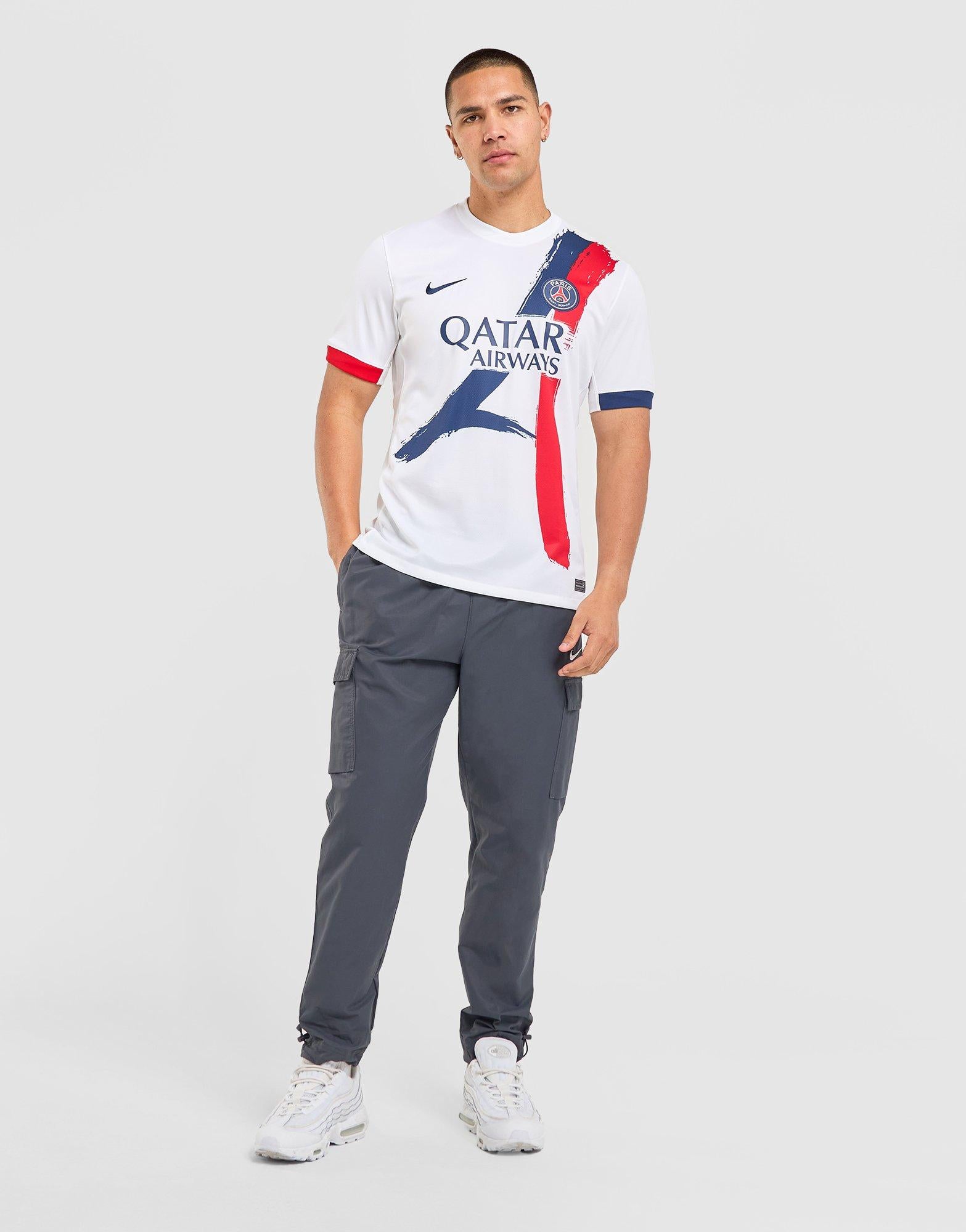 psg white colour jersey