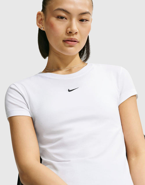 Sportswear Chill Knit T-Shirt