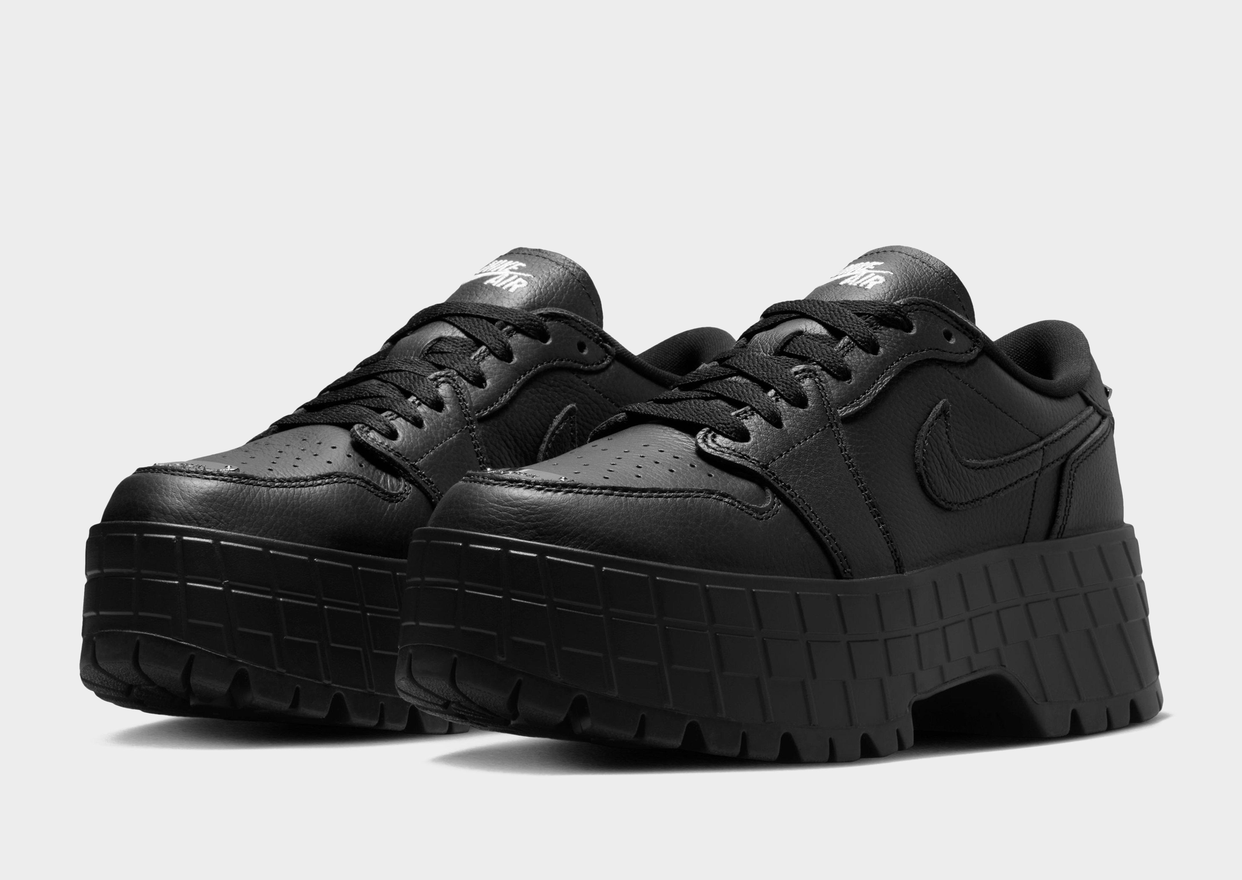 靴 Women's Air Jordan 1 Brooklyn Low Black Air Jordan 1 Brooklyn Low Women's Shoes. Nike JP