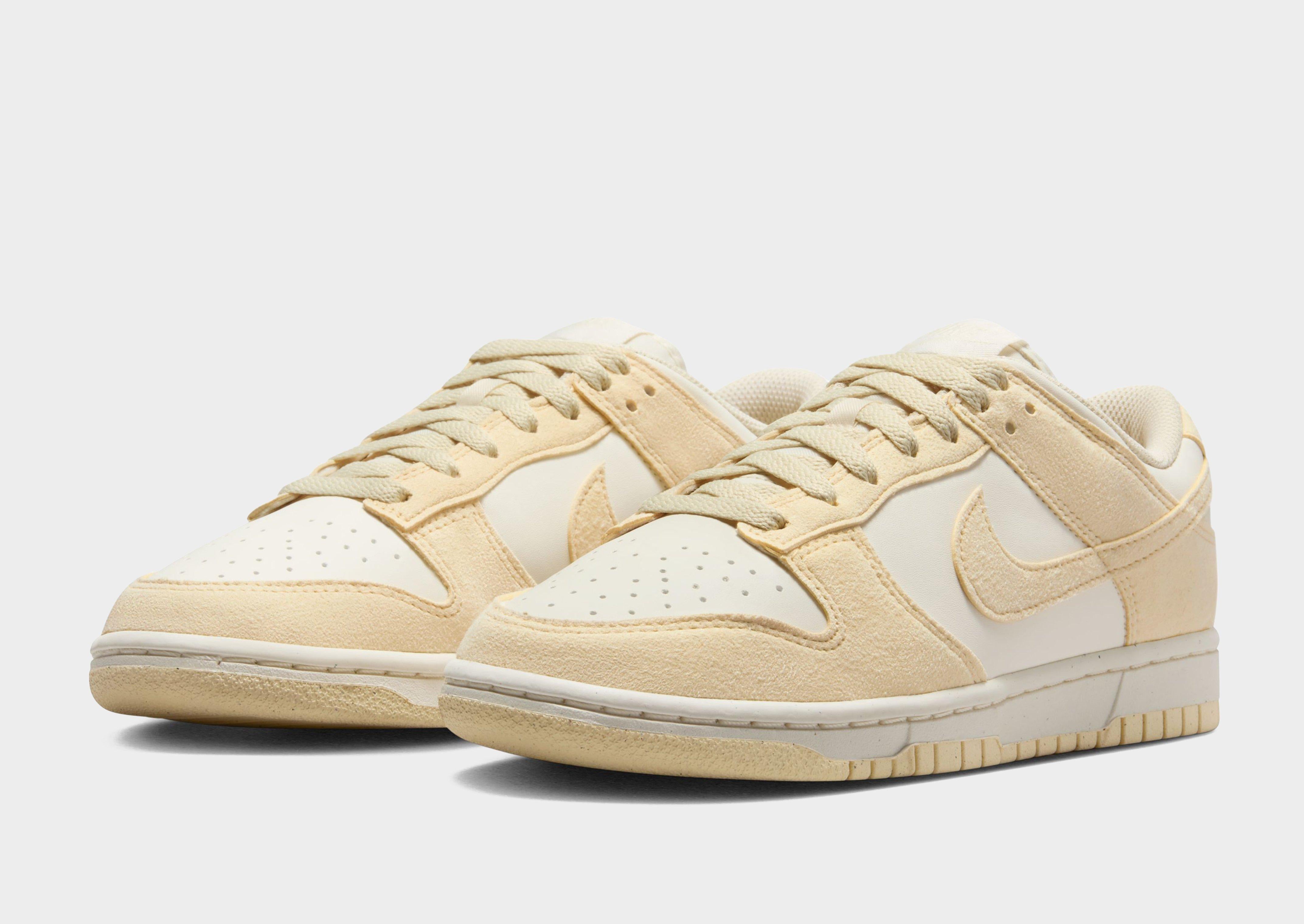 nike wmns dunk low beige