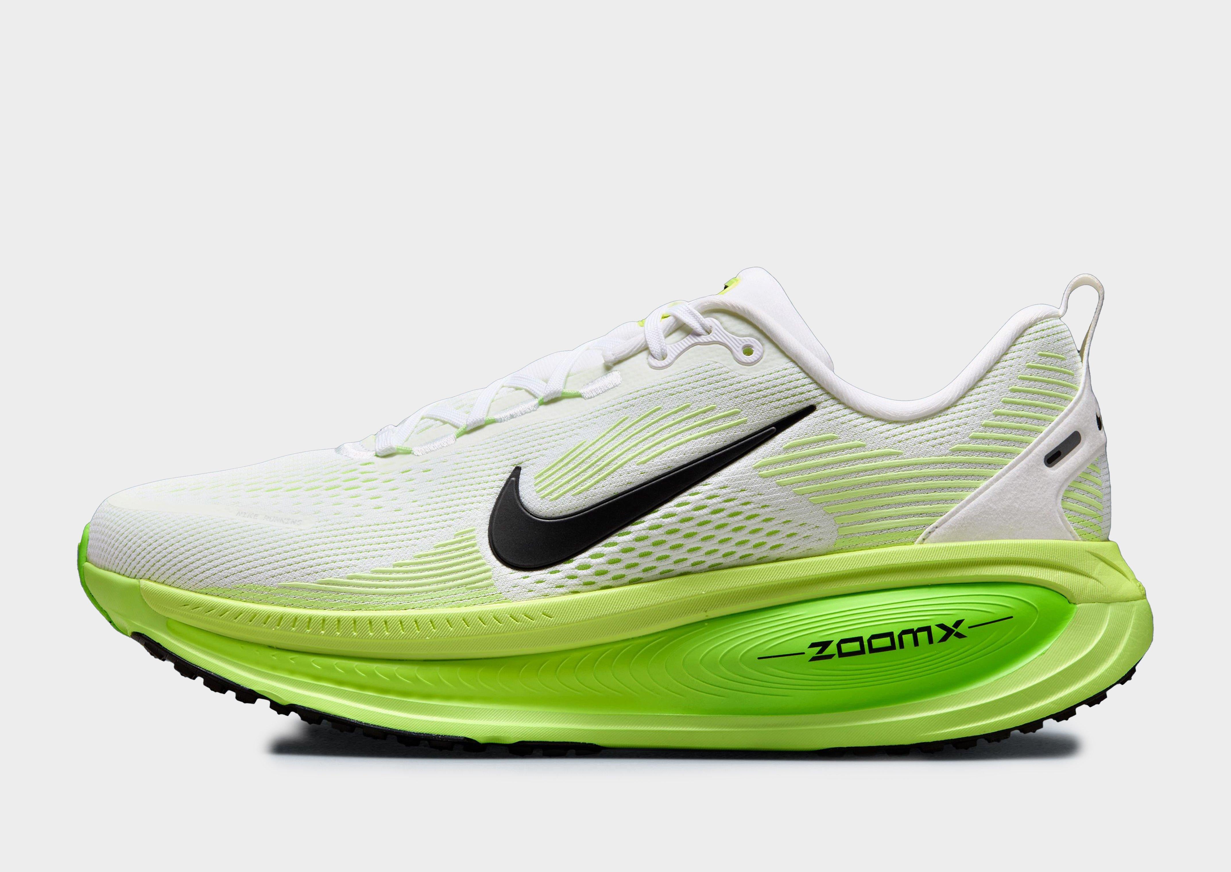 White Nike Vomero 18 - JD Sports Singapore