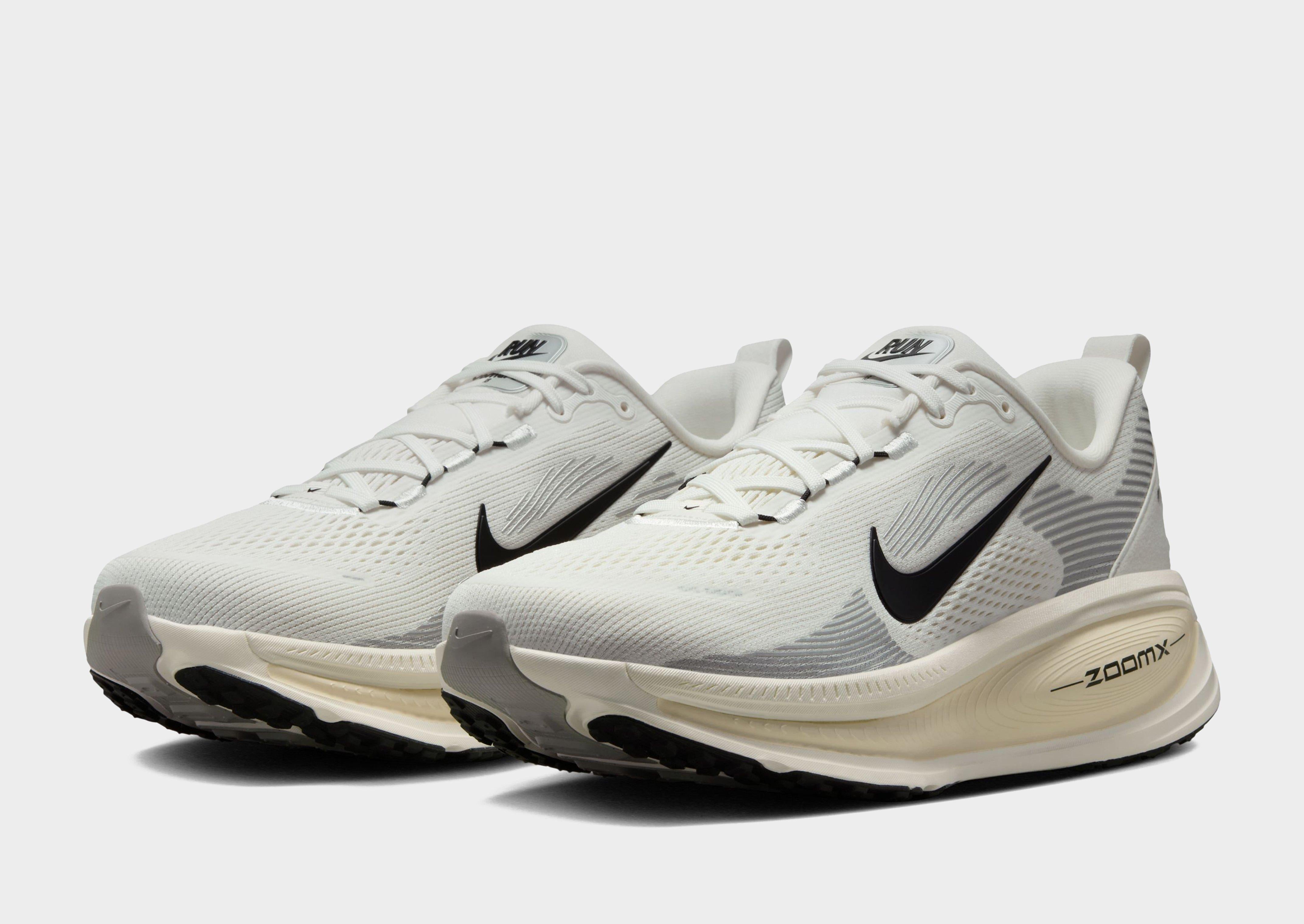 White Nike Vomero 18 - JD Sports Singapore