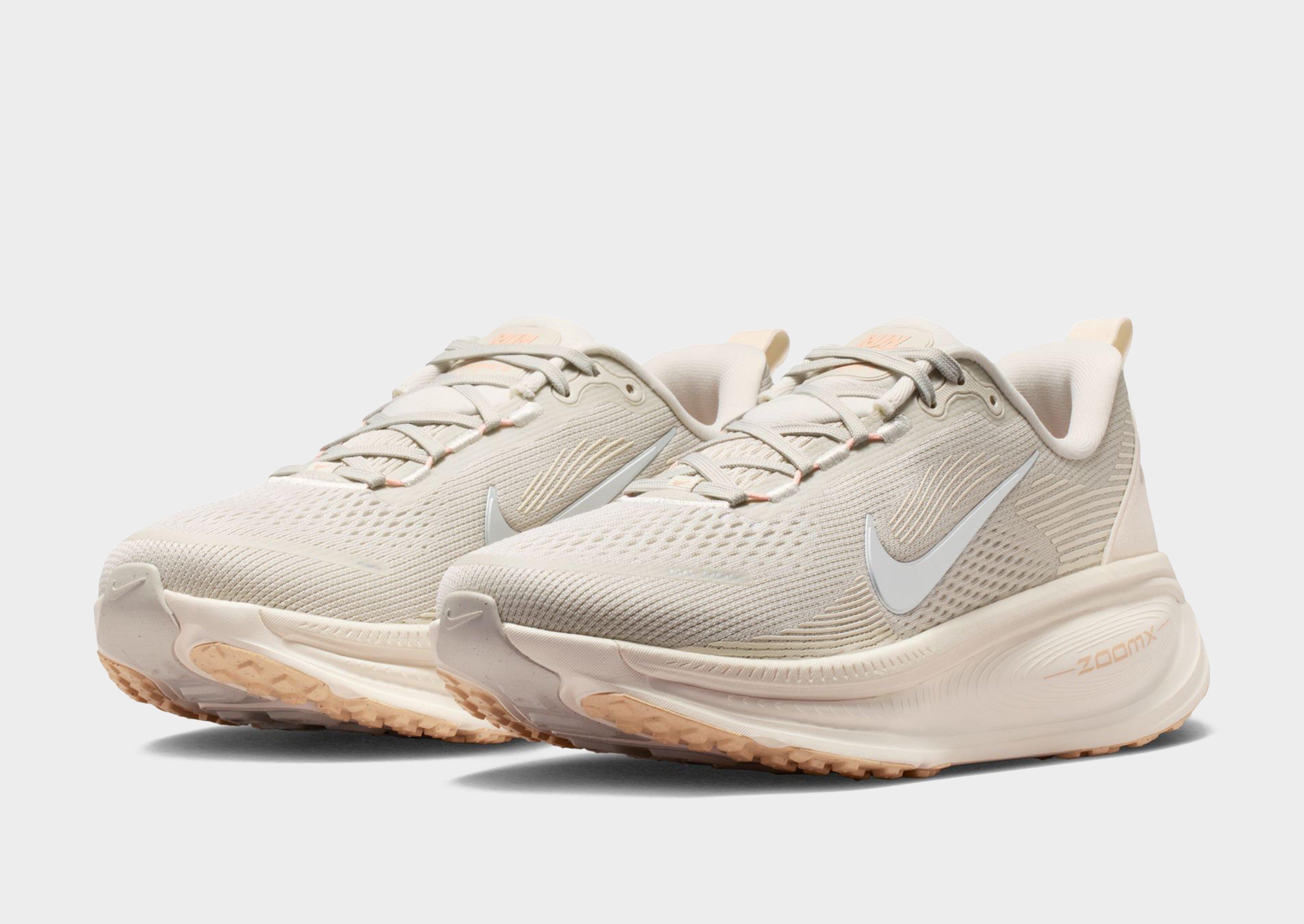 Beige Nike Vomero 18 Women's - JD Sports Singapore